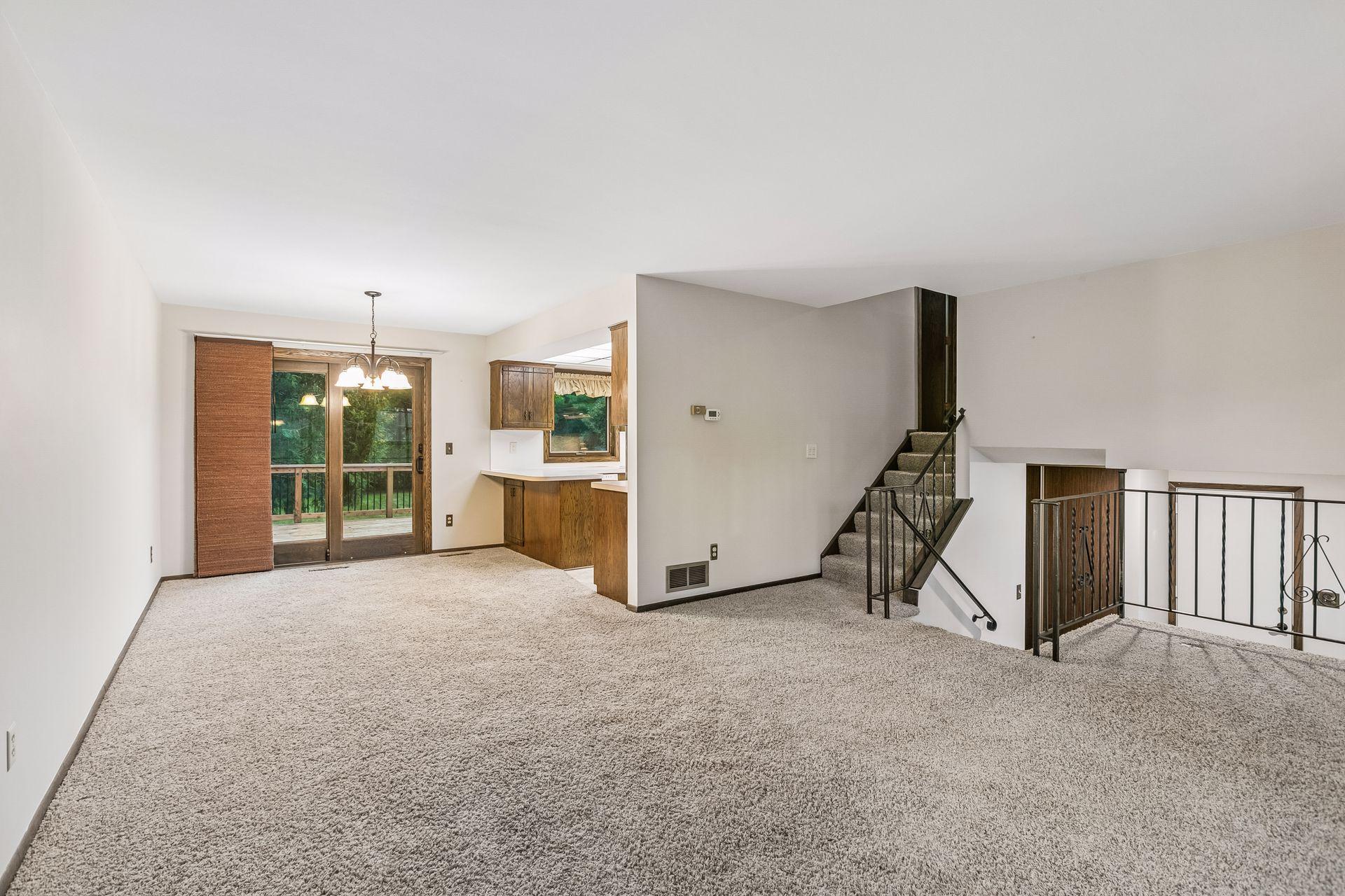 View of Residential at 1013 Robinhood Place, Shoreview MN 55126, Shoreview (10 of 47) - Mike Wilen | Minnesota Team Real Estate