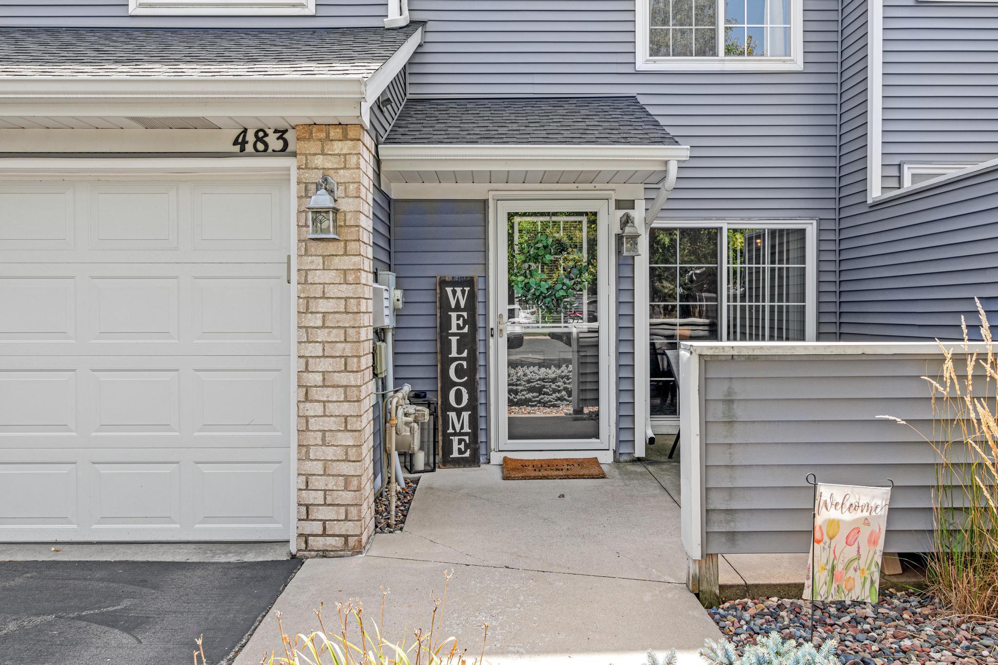 View of Residential at 483 Mission Hills Way, Chanhassen MN 55317, Chanhassen (15 of 21) - Mike Wilen | Minnesota Team Real Estate