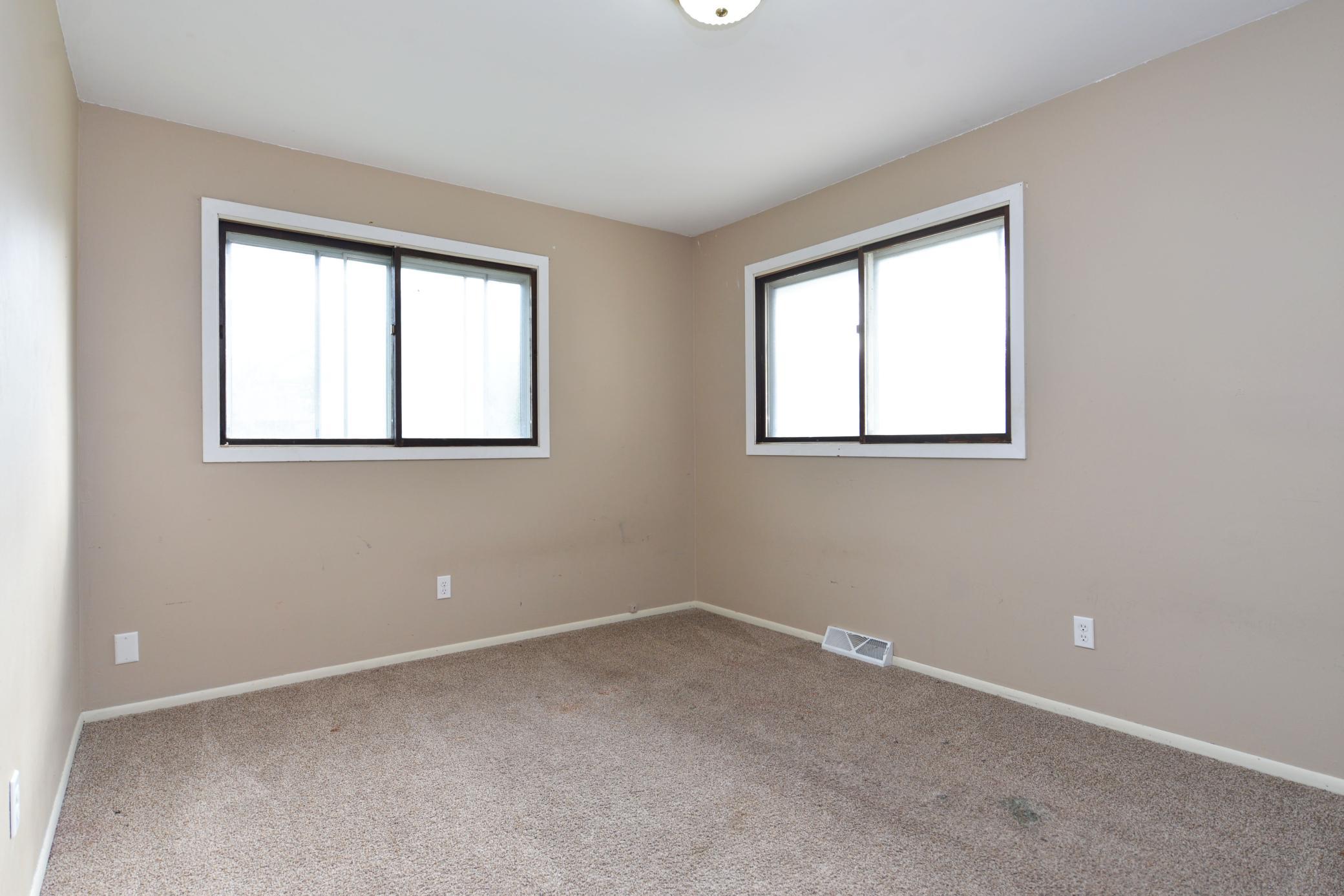 View of Residential at 7119 Dallas Road, Brooklyn Center MN 55430, Brooklyn Center (20 of 46) - Mike Wilen | Minnesota Team Real Estate