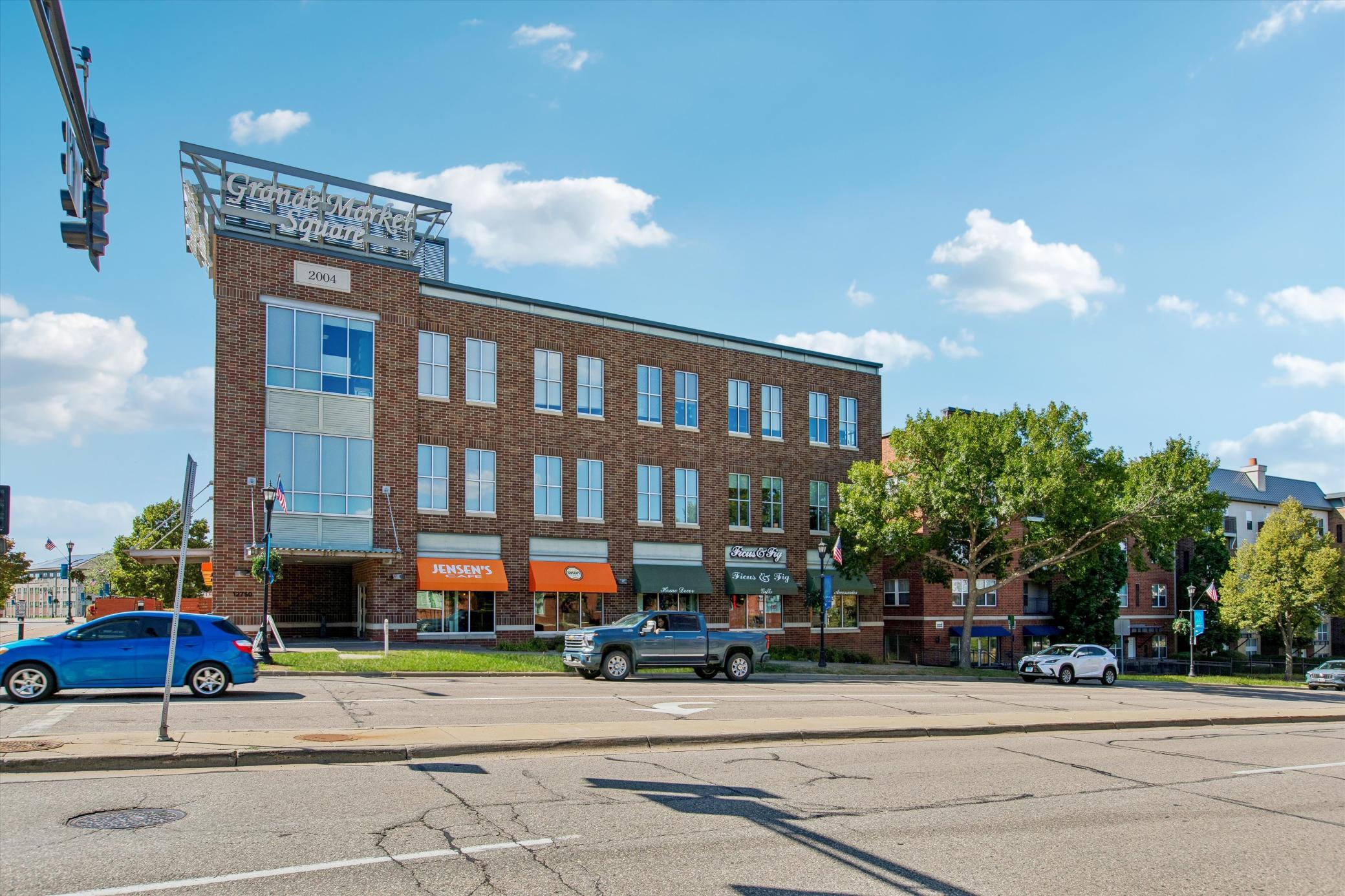 View of Residential at 12501 Nicollet Avenue #425, Burnsville MN 55337, Burnsville (27 of 30) - Mike Wilen | Minnesota Team Real Estate