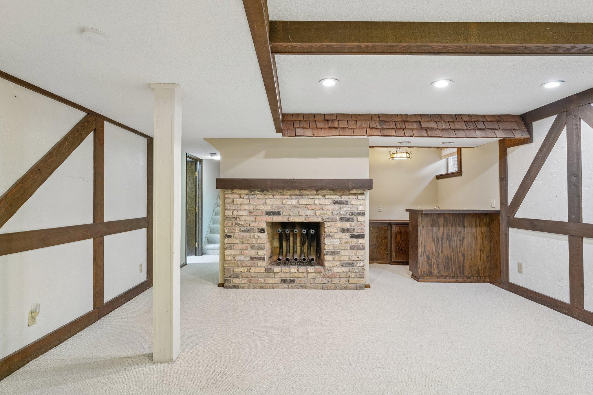 View of Residential at 9632 Oxborough Road, Bloomington MN 55437, Bloomington (34 of 48) - Mike Wilen | Minnesota Team Real Estate