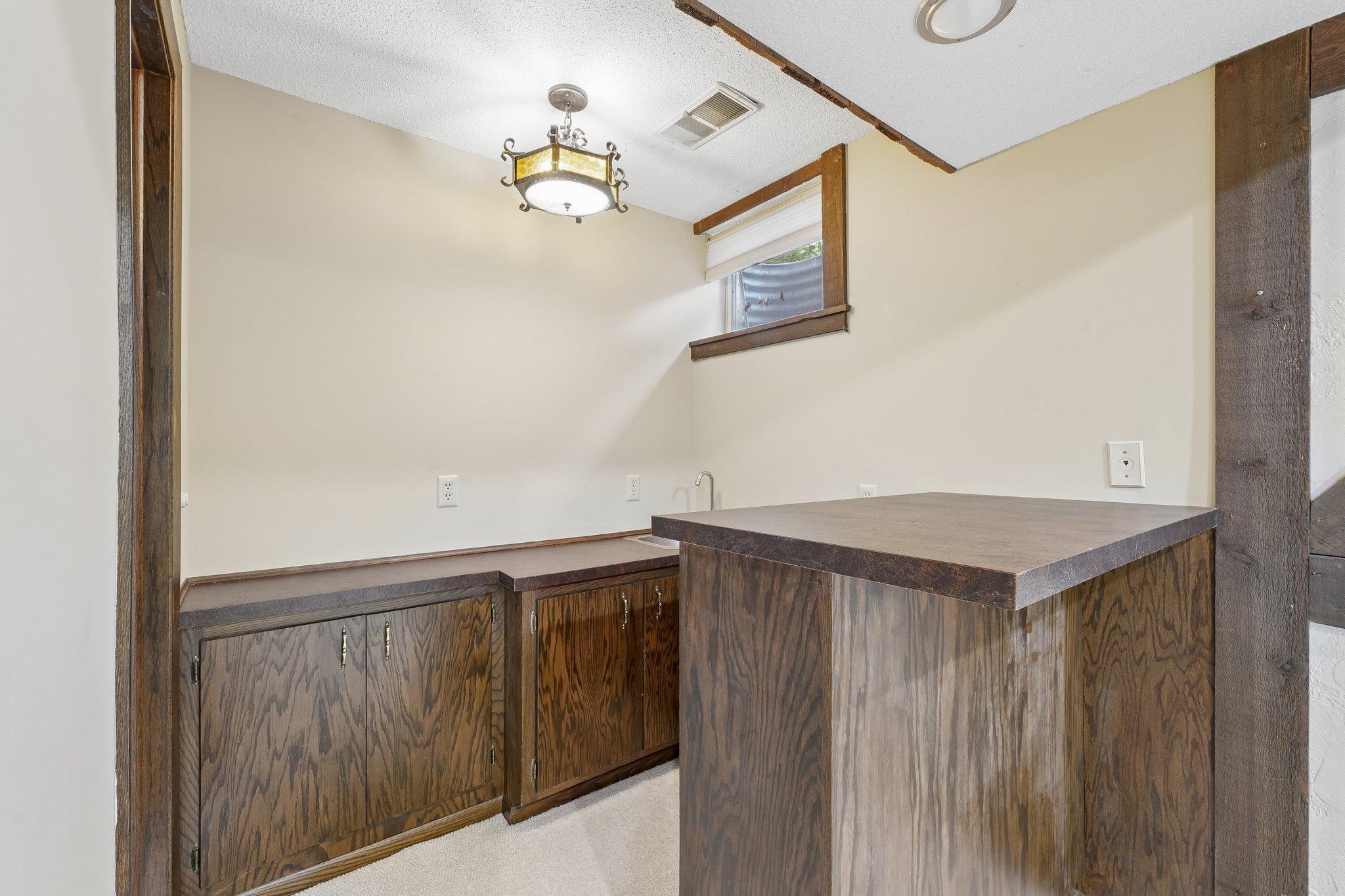 View of Residential at 9632 Oxborough Road, Bloomington MN 55437, Bloomington (35 of 48) - Mike Wilen | Minnesota Team Real Estate