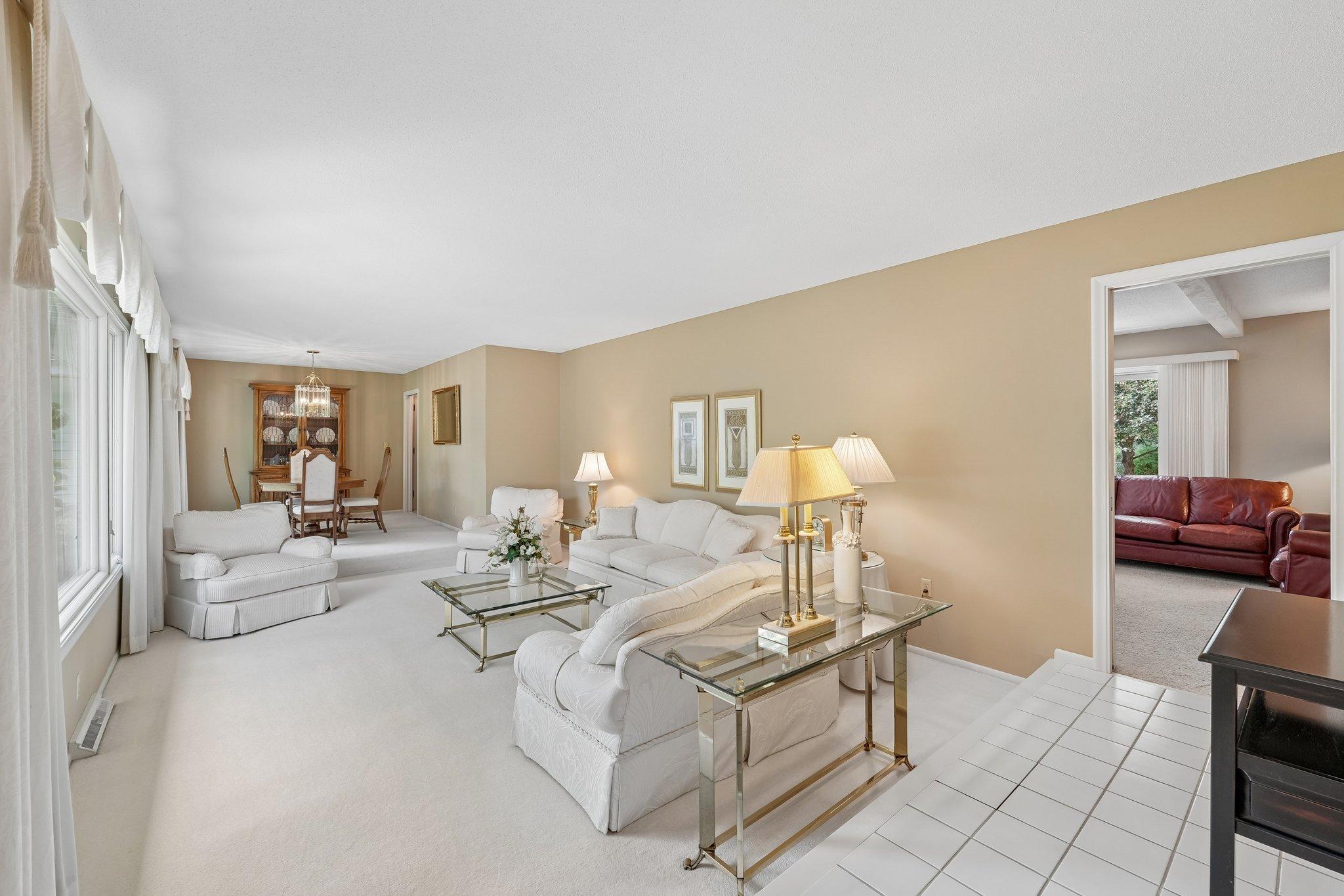 View of Residential at 9632 Oxborough Road, Bloomington MN 55437, Bloomington (8 of 48) - Mike Wilen | Minnesota Team Real Estate
