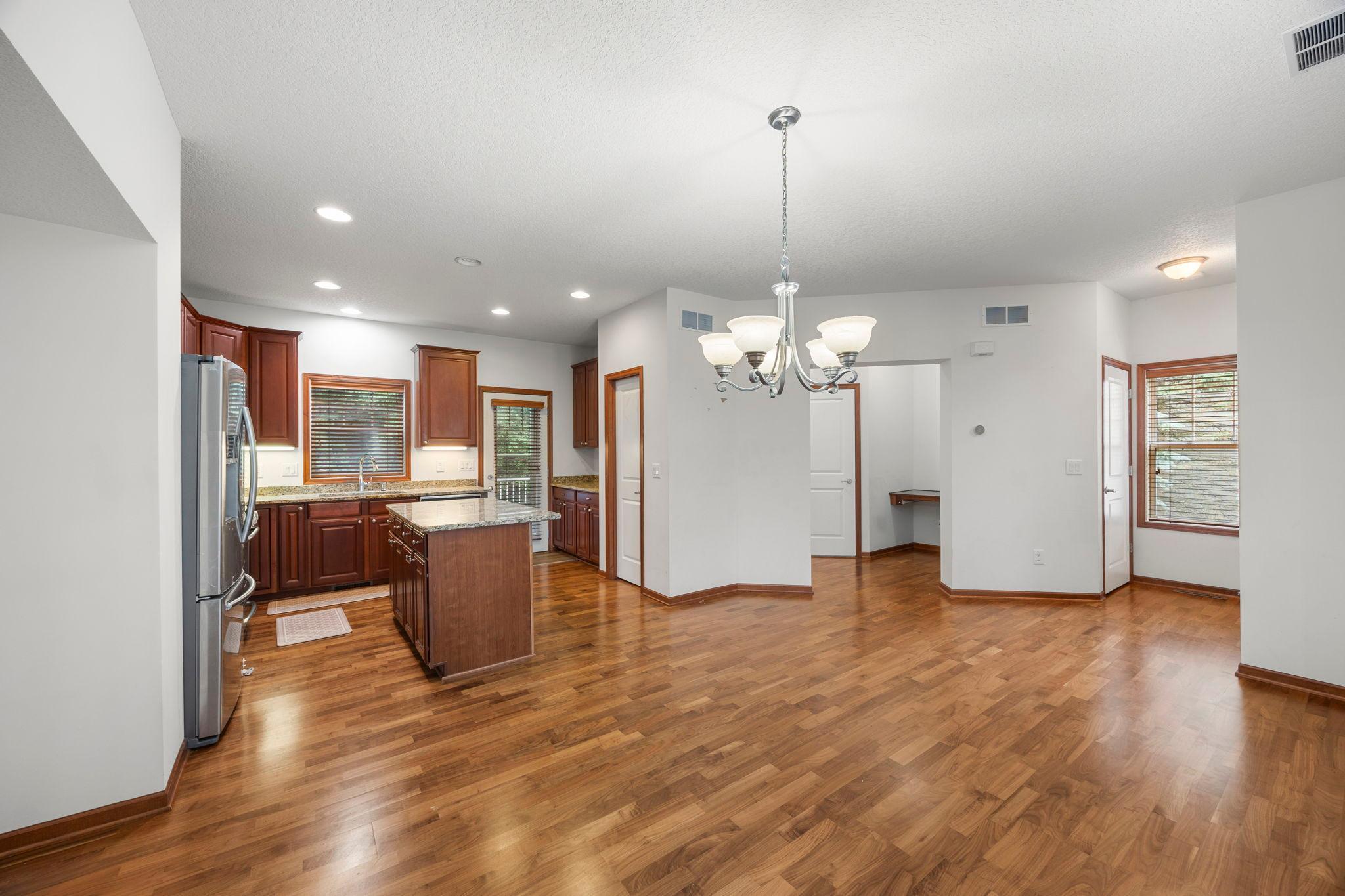 View of Residential at 4022 Cedar Grove Lane, Eagan MN 55122, Eagan (27 of 54) - Mike Wilen | Minnesota Team Real Estate