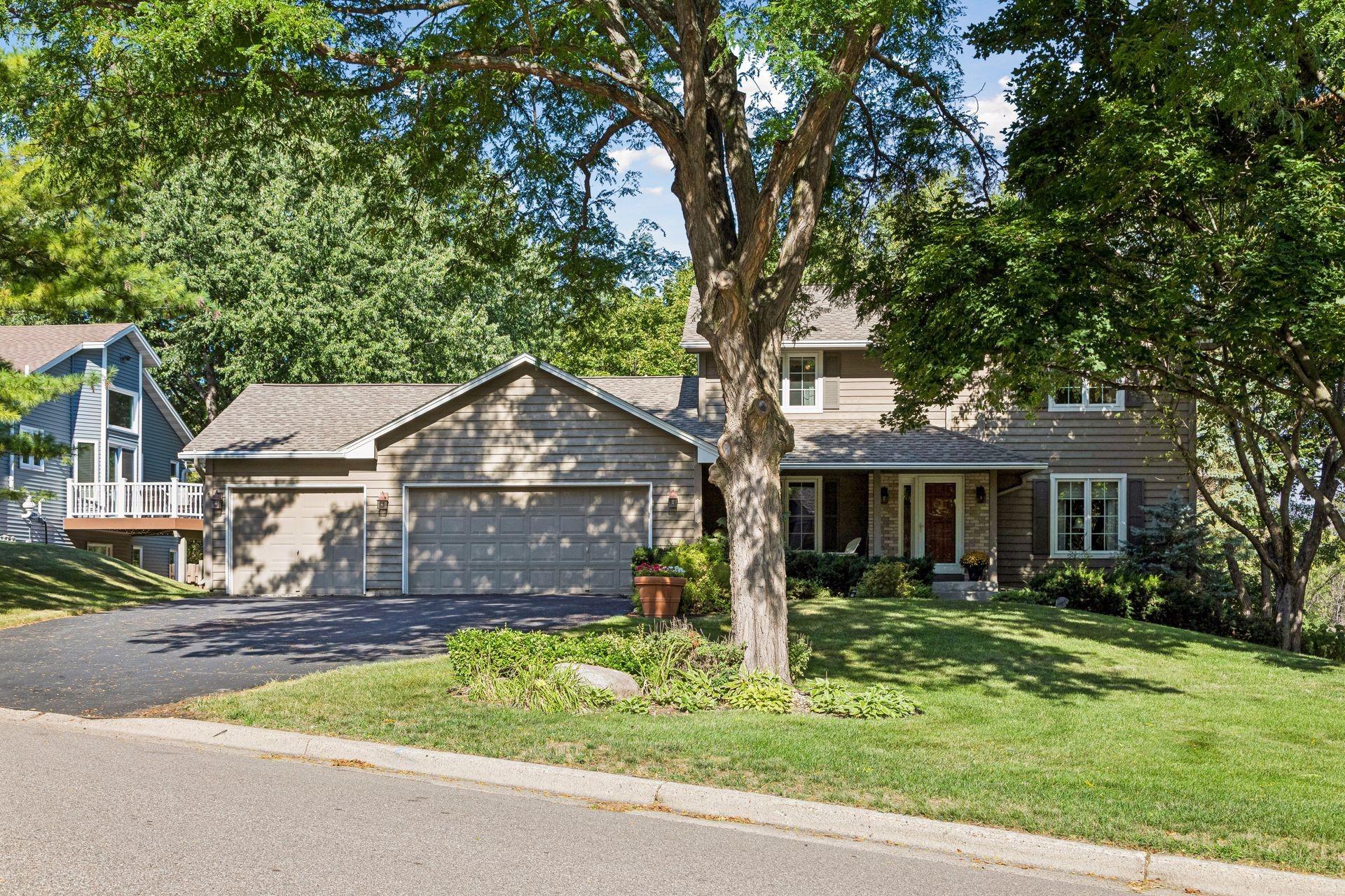 View of Residential at 13516 Knox Drive, Burnsville MN 55337, Burnsville (33 of 33) - Mike Wilen | Minnesota Team Real Estate