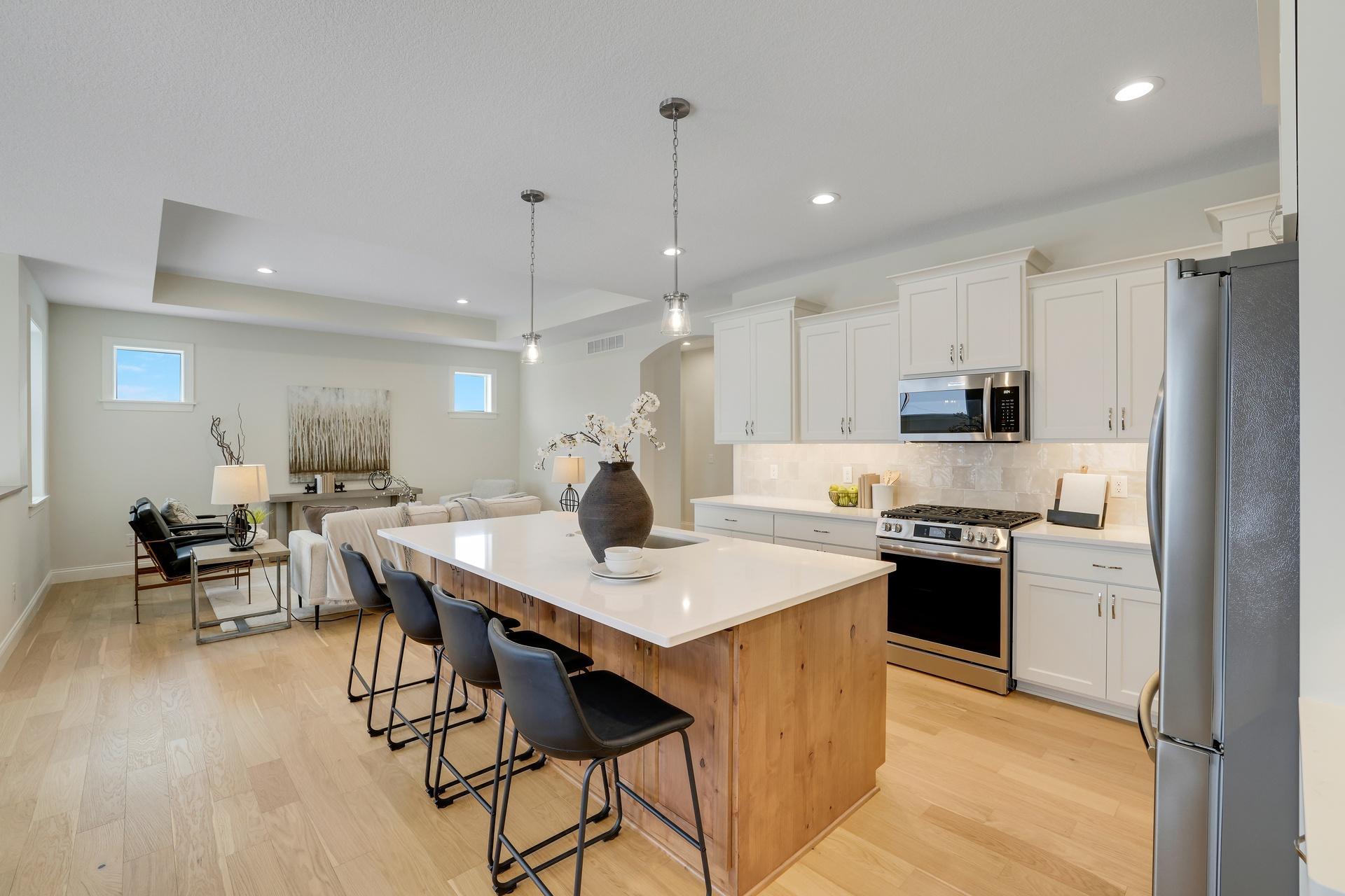 View of Residential at 9492 63rd Street, Cottage Grove MN 55016, Cottage Grove (10 of 41) - Mike Wilen | Minnesota Team Real Estate