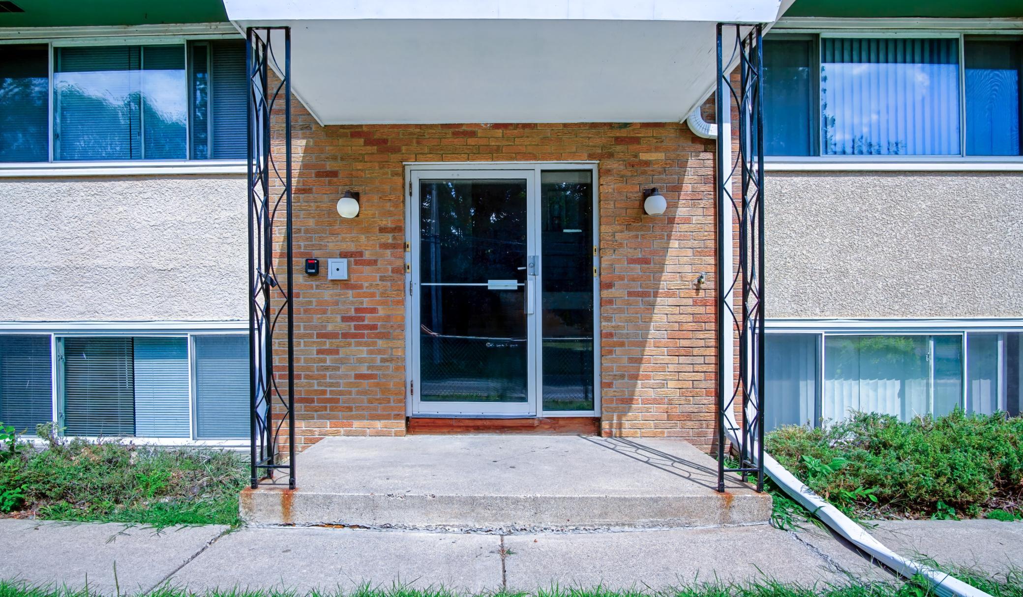 View of Residential Income at 4100 Lakebreeze Avenue, Brooklyn Center MN 55429, Brooklyn Center (2 of 27) - Mike Wilen | Minnesota Team Real Estate