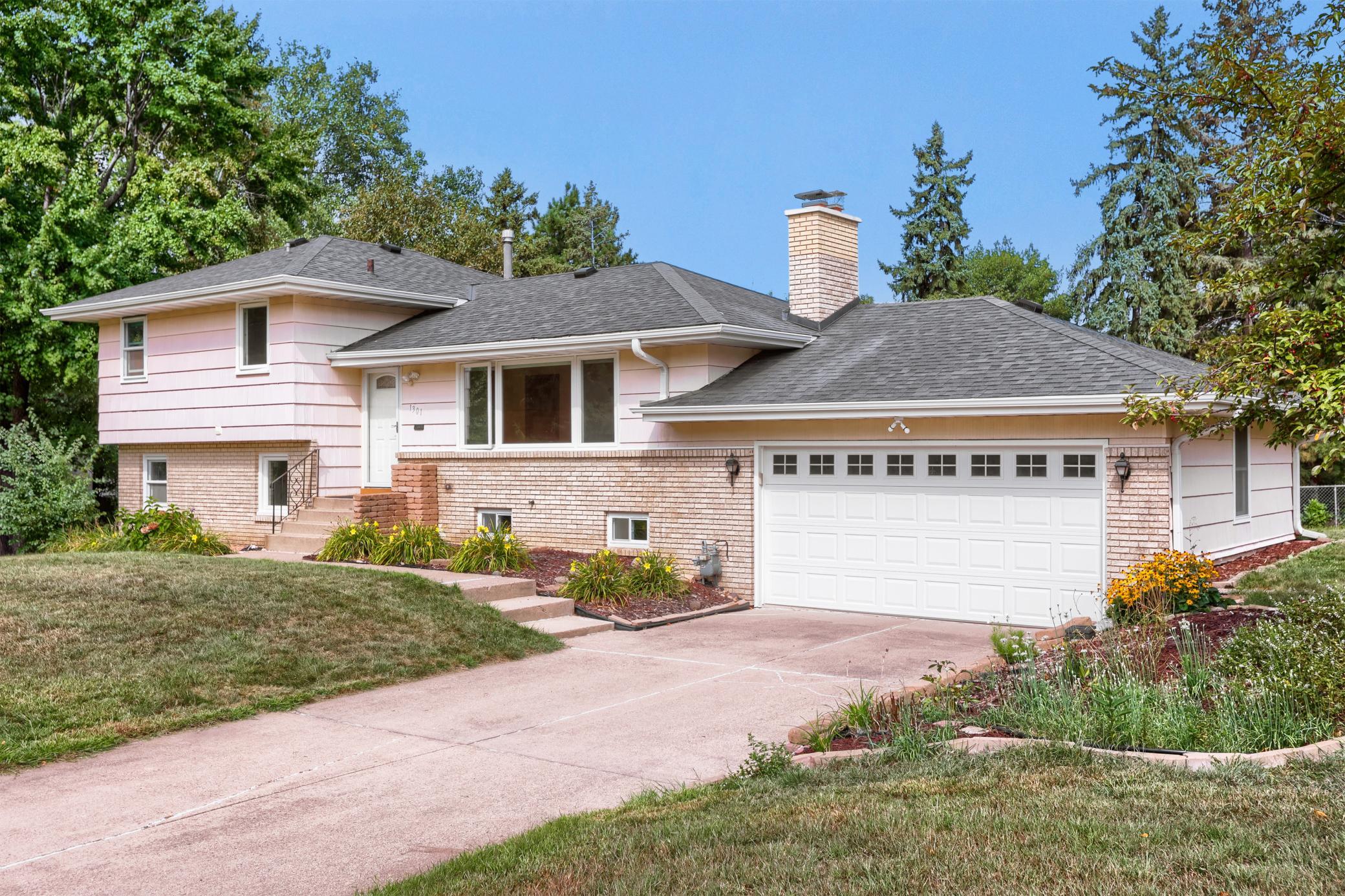View of Single Family at 1301 Buchanan Place, Columbia Heights - Mike Wilen | Minnesota Team Real Estate
