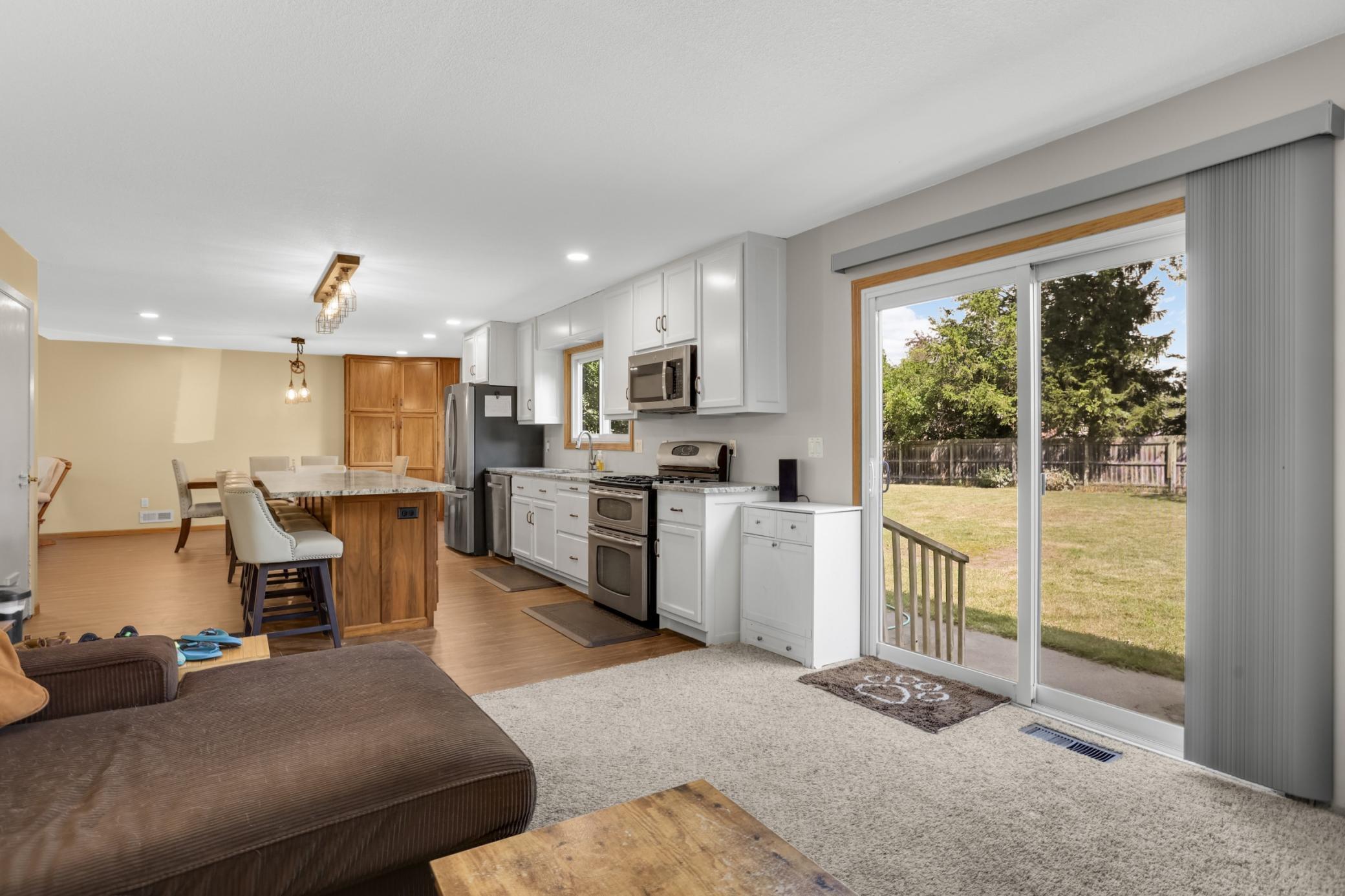 View of Residential at 2704 Rolling Oaks Road, Burnsville MN 55337, Burnsville (13 of 25) - Mike Wilen | Minnesota Team Real Estate