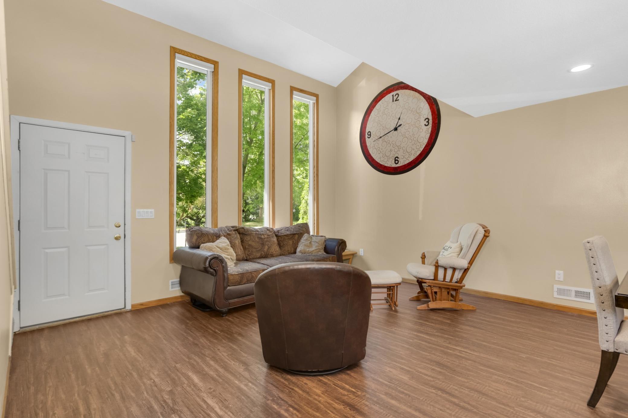 View of Residential at 2704 Rolling Oaks Road, Burnsville MN 55337, Burnsville (2 of 25) - Mike Wilen | Minnesota Team Real Estate