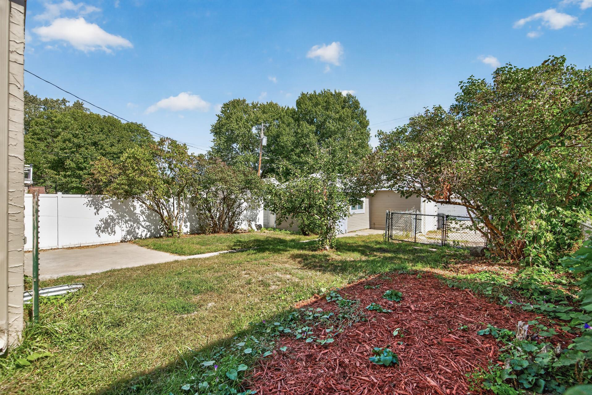 View of Residential at 4242 Thomas Avenue, Minneapolis MN 55412, Minneapolis (46 of 51) - Mike Wilen | Minnesota Team Real Estate
