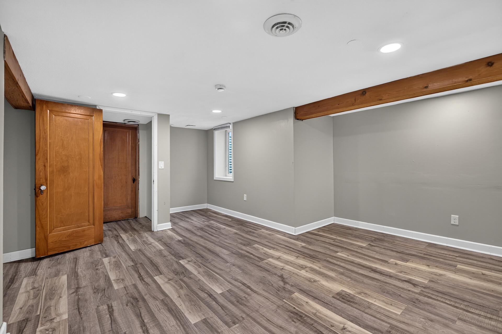 View of Residential at 4242 Thomas Avenue, Minneapolis MN 55412, Minneapolis (32 of 51) - Mike Wilen | Minnesota Team Real Estate