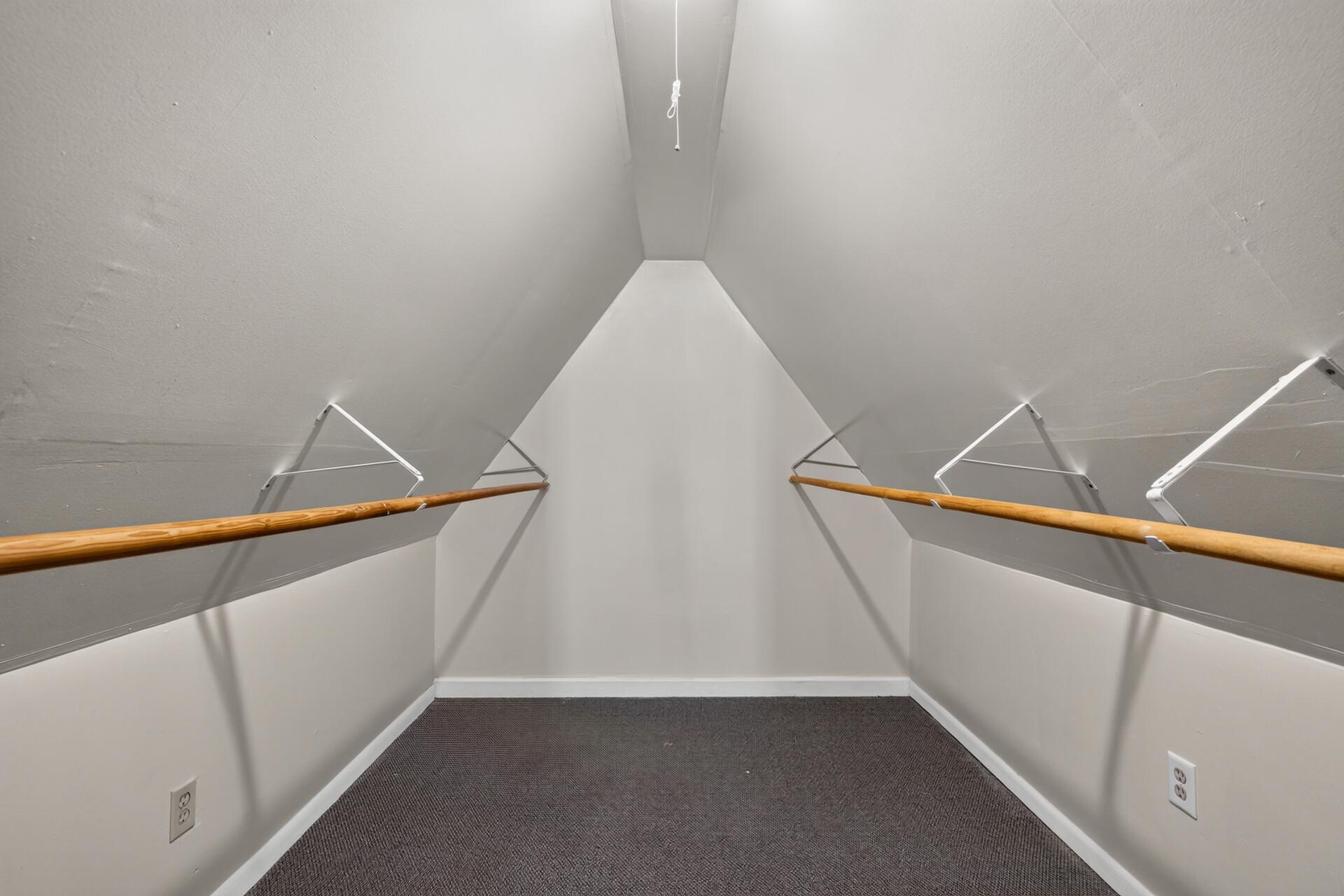 View of Residential at 4242 Thomas Avenue, Minneapolis MN 55412, Minneapolis (27 of 51) - Mike Wilen | Minnesota Team Real Estate