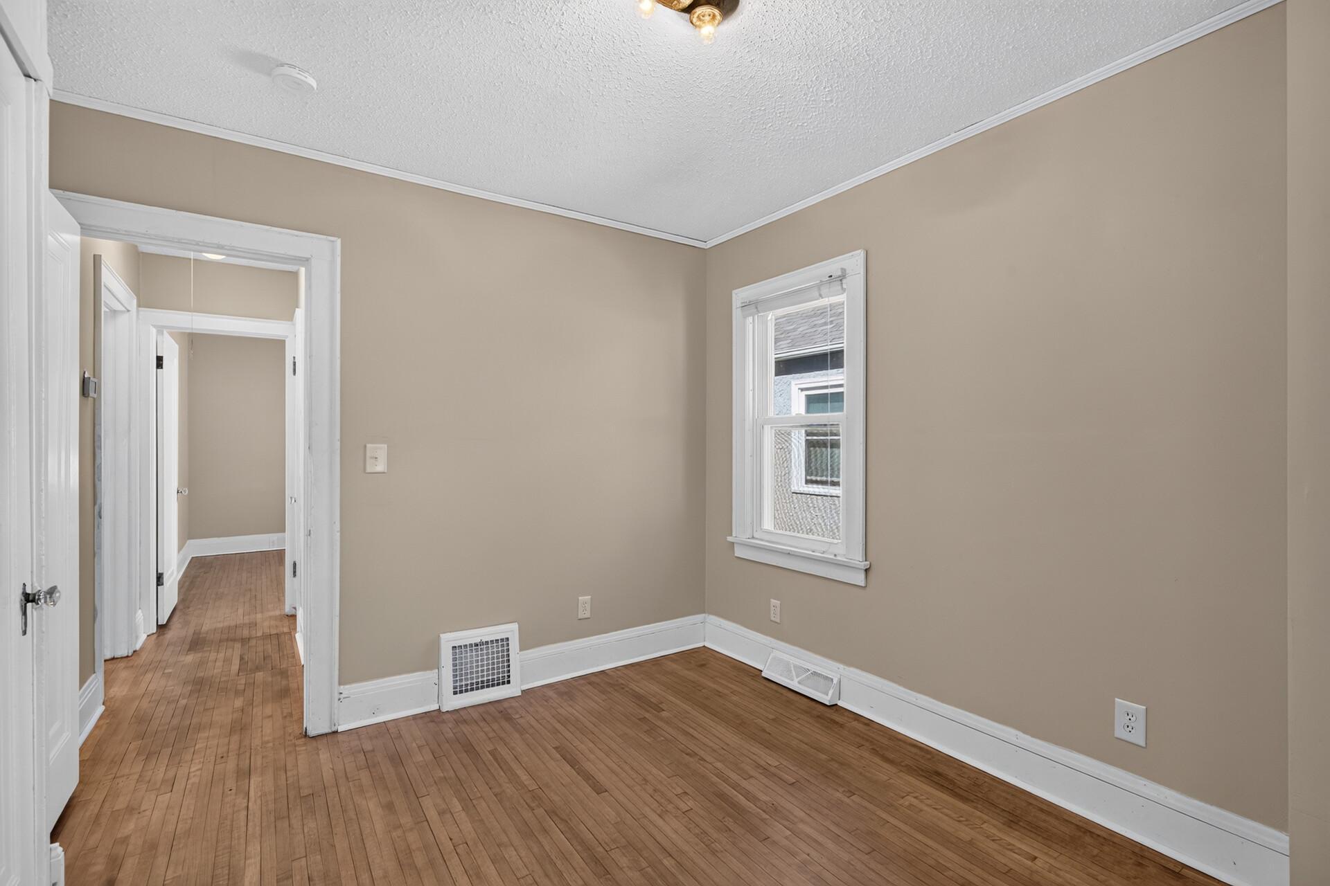 View of Residential at 4242 Thomas Avenue, Minneapolis MN 55412, Minneapolis (19 of 51) - Mike Wilen | Minnesota Team Real Estate