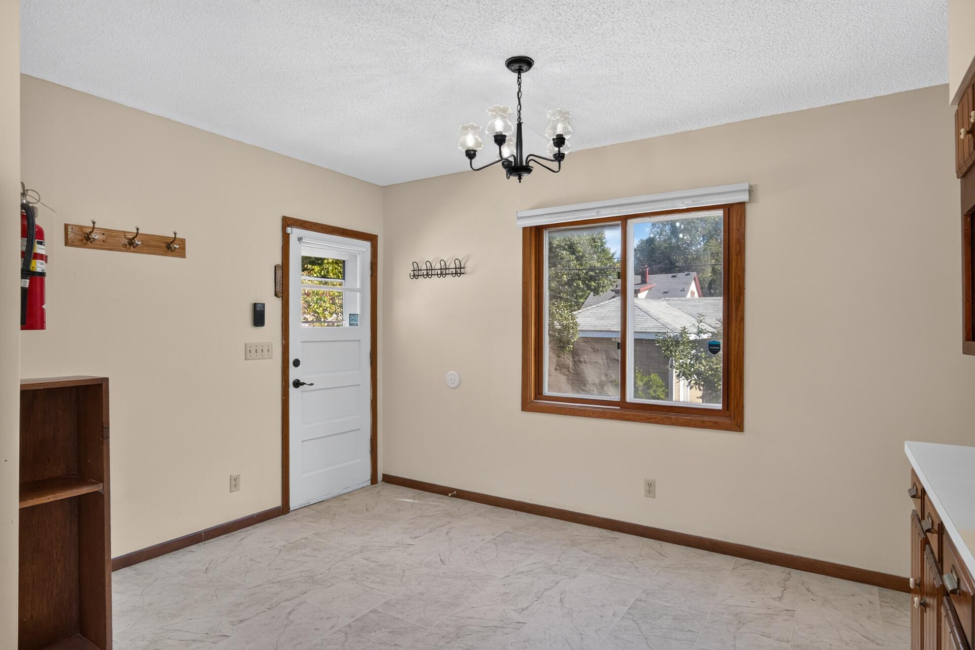 View of Residential at 4242 Thomas Avenue, Minneapolis MN 55412, Minneapolis (16 of 51) - Mike Wilen | Minnesota Team Real Estate