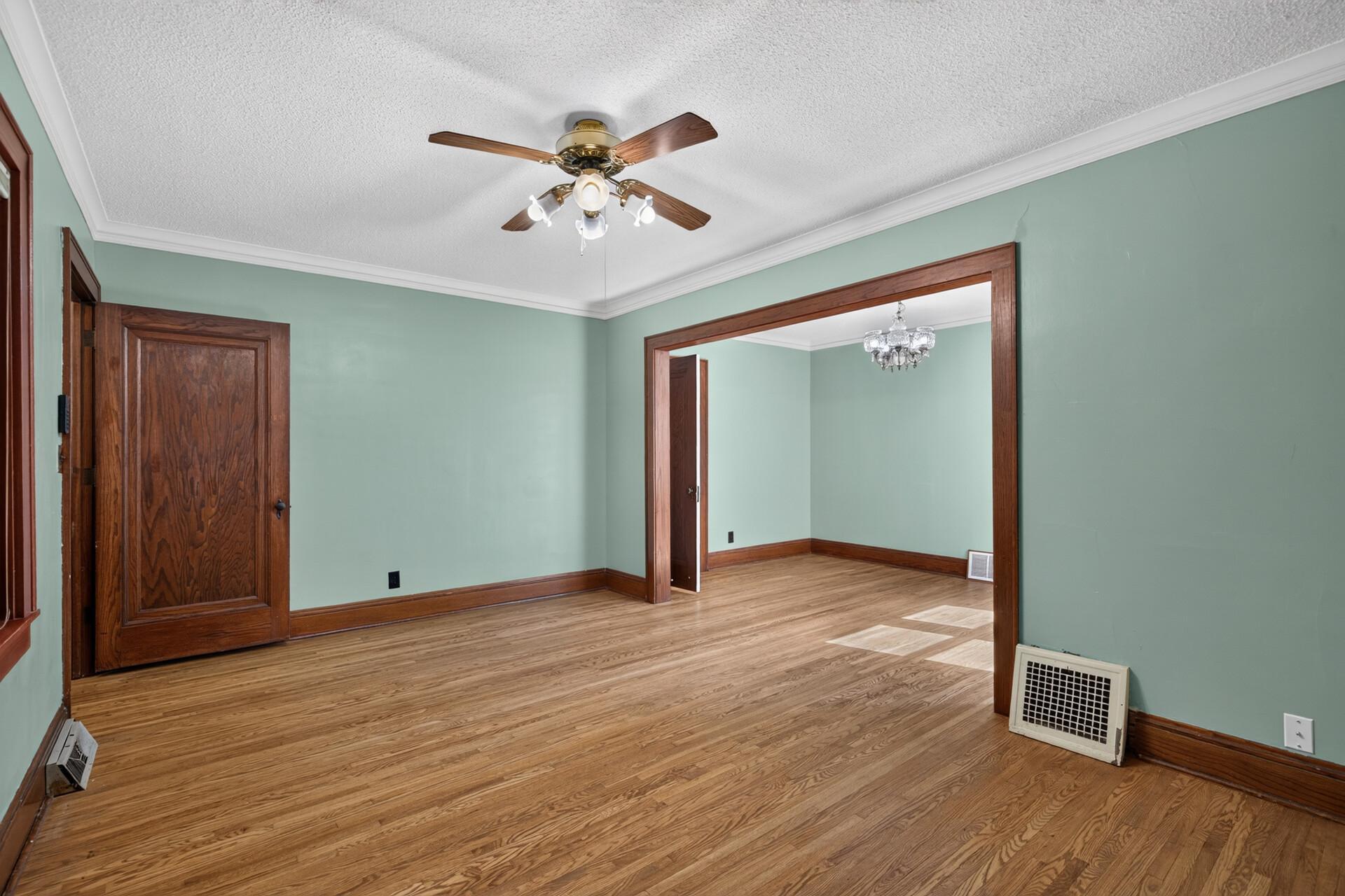 View of Residential at 4242 Thomas Avenue, Minneapolis MN 55412, Minneapolis (8 of 51) - Mike Wilen | Minnesota Team Real Estate