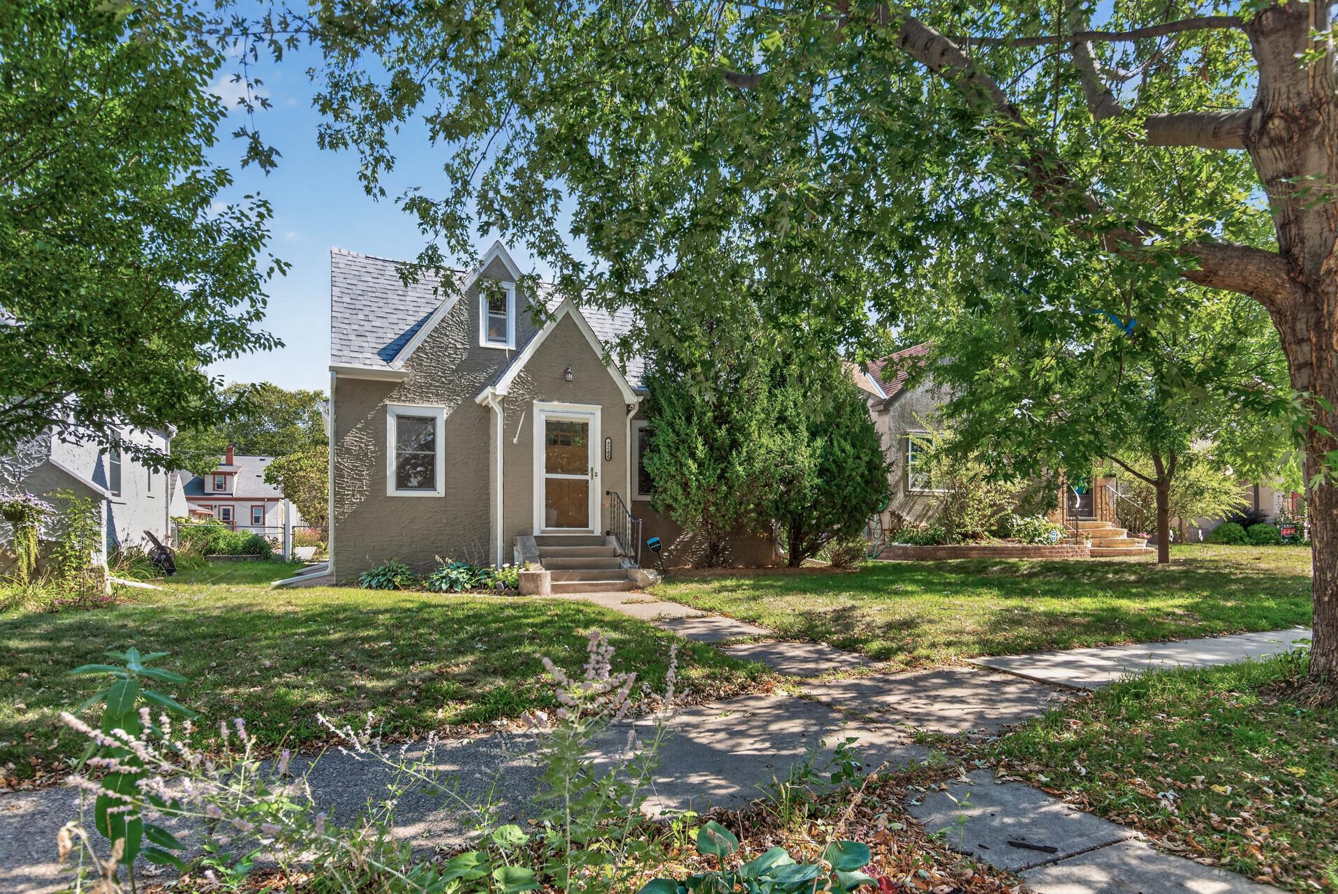 View of Single Family at 4242 Thomas Avenue, Minneapolis - Mike Wilen | Minnesota Team Real Estate