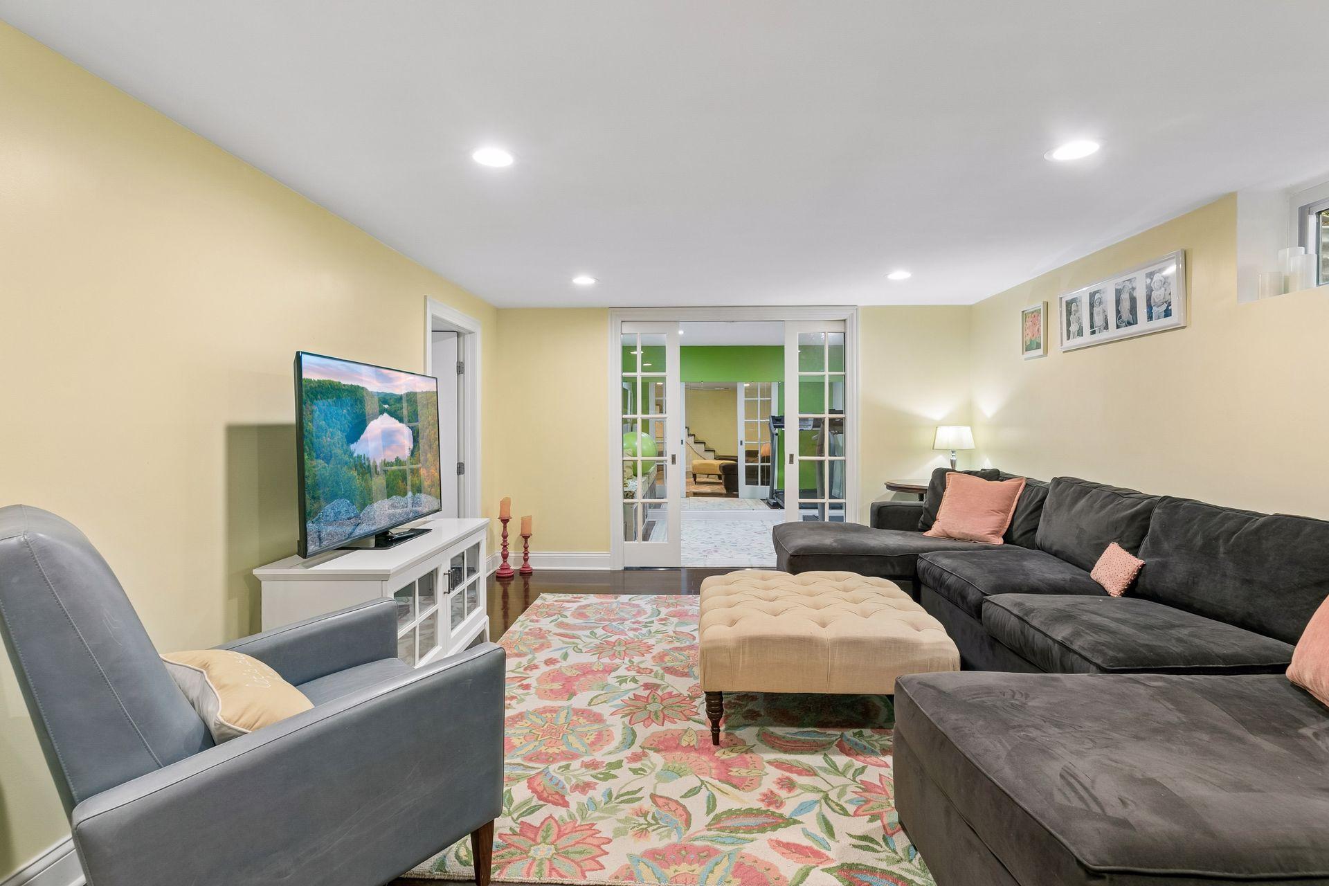 View of Residential at 5016 Oxford Avenue, Edina MN 55436, Edina (31 of 47) - Mike Wilen | Minnesota Team Real Estate