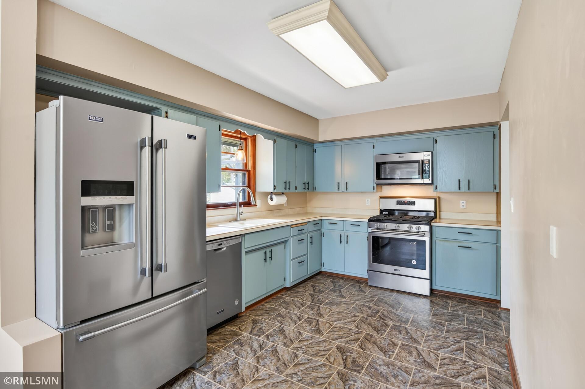View of Residential at 1864 8th Street, White Bear Lake MN 55110, White Bear Lake (8 of 53) - Mike Wilen | Minnesota Team Real Estate
