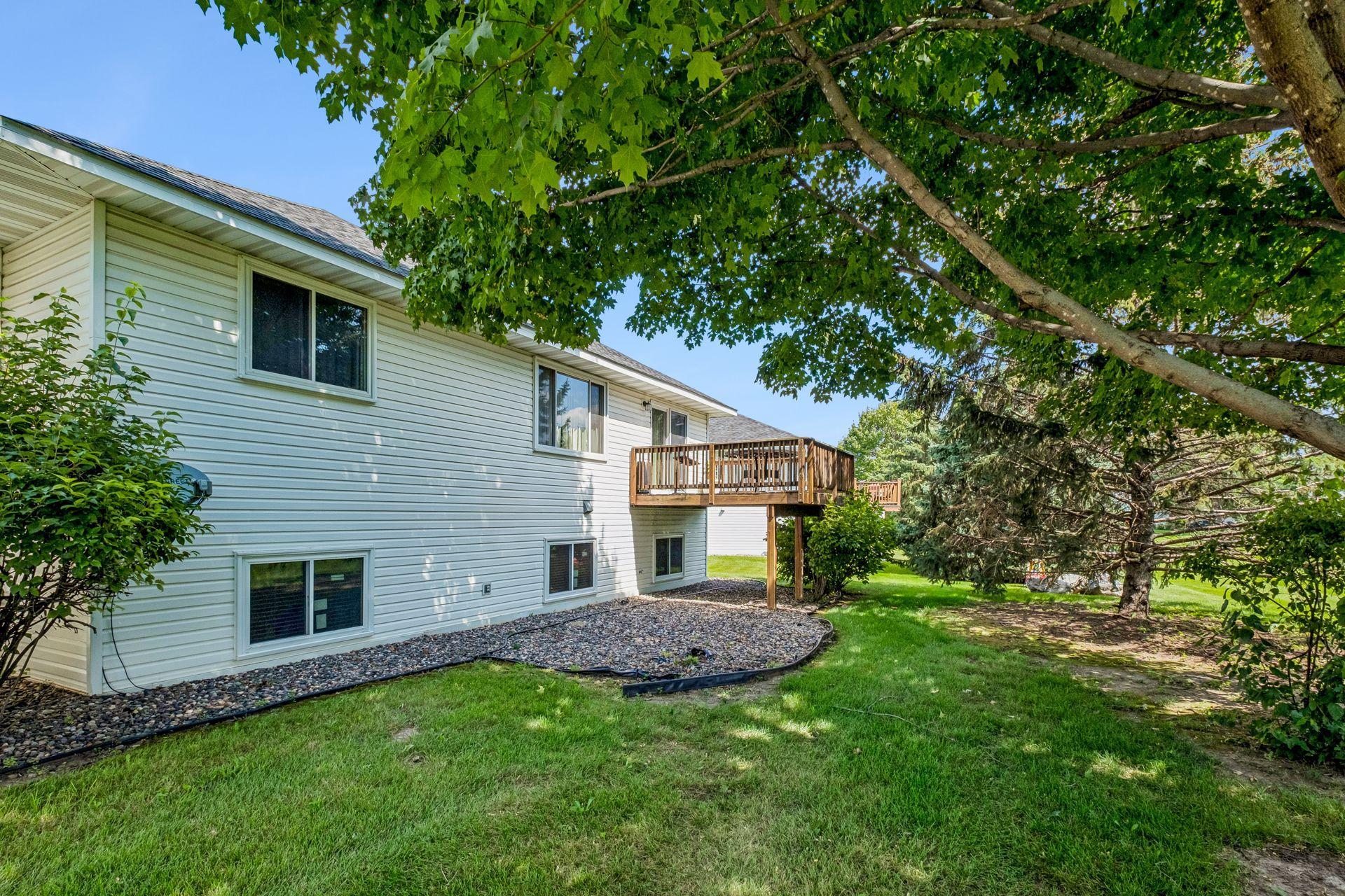 View of Residential at 1016 Lilac Court, Shakopee MN 55379, Shakopee (40 of 46) - Mike Wilen | Minnesota Team Real Estate