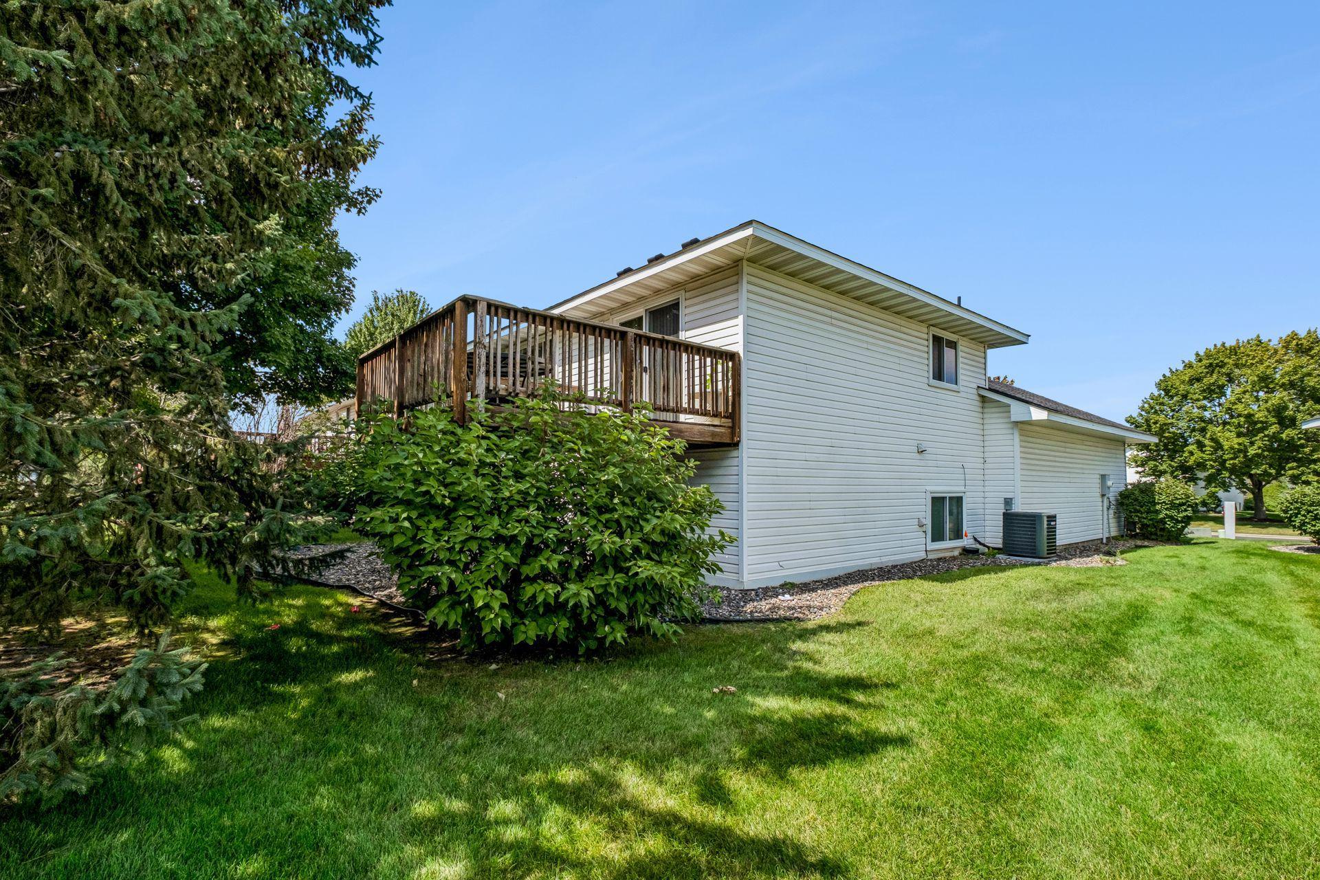 View of Residential at 1016 Lilac Court, Shakopee MN 55379, Shakopee (38 of 46) - Mike Wilen | Minnesota Team Real Estate