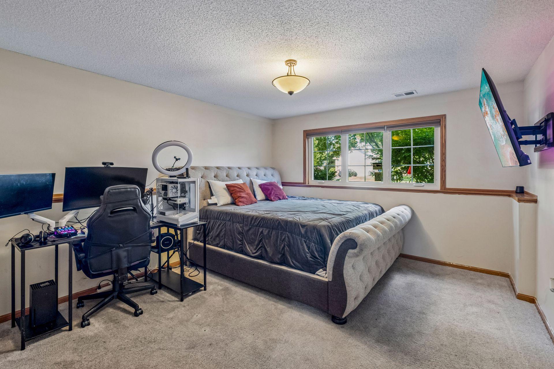 View of Residential at 1016 Lilac Court, Shakopee MN 55379, Shakopee (36 of 46) - Mike Wilen | Minnesota Team Real Estate