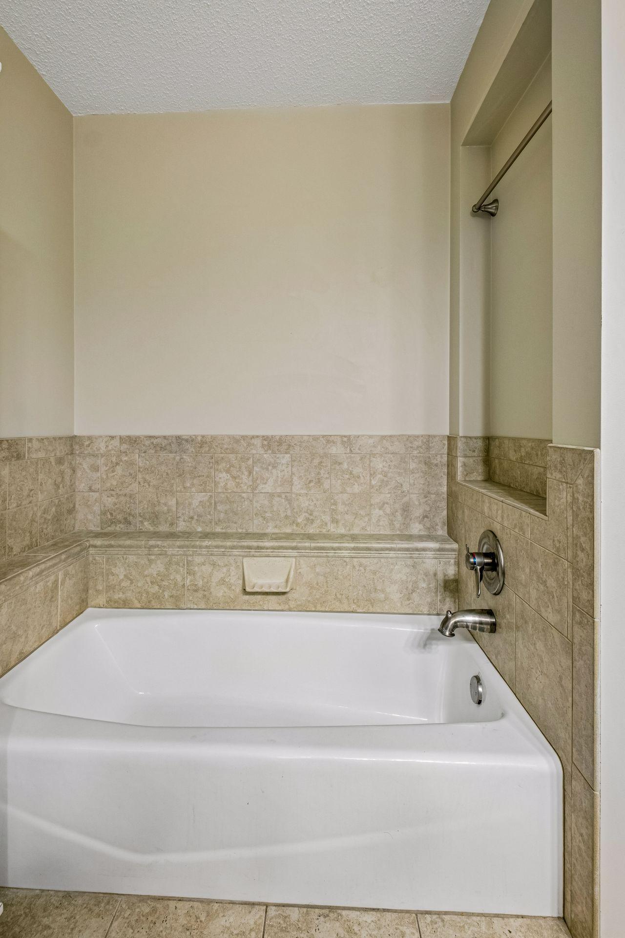 View of Residential at 1016 Lilac Court, Shakopee MN 55379, Shakopee (24 of 46) - Mike Wilen | Minnesota Team Real Estate