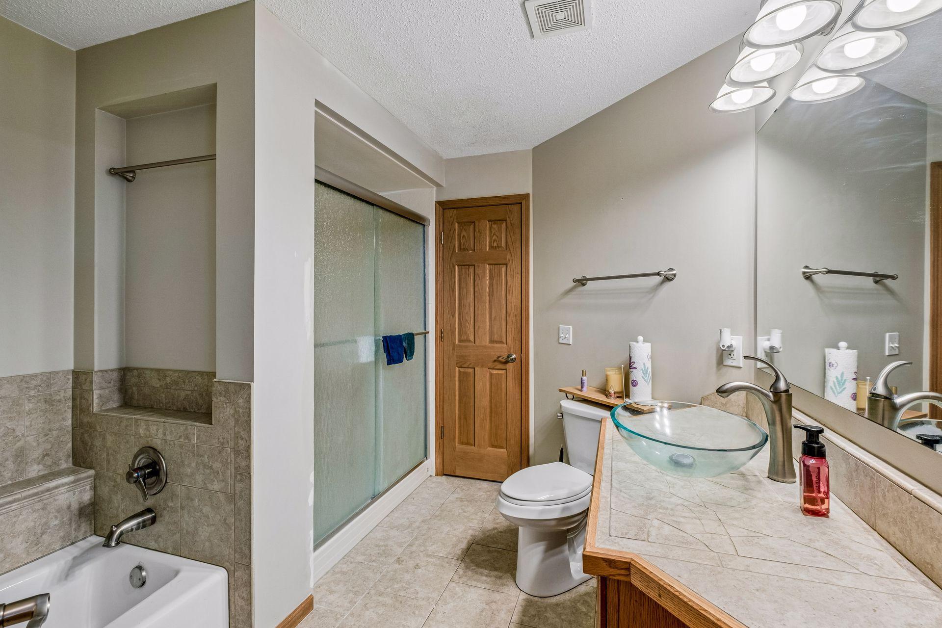 View of Residential at 1016 Lilac Court, Shakopee MN 55379, Shakopee (23 of 46) - Mike Wilen | Minnesota Team Real Estate