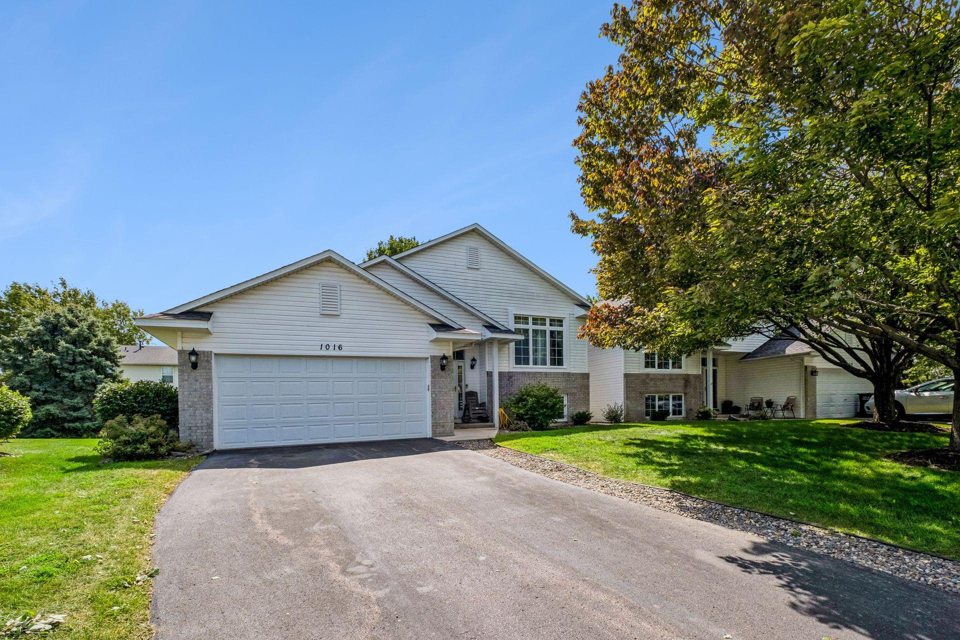 View of Twin Home at 1016 Lilac Court, Shakopee - Mike Wilen | Minnesota Team Real Estate