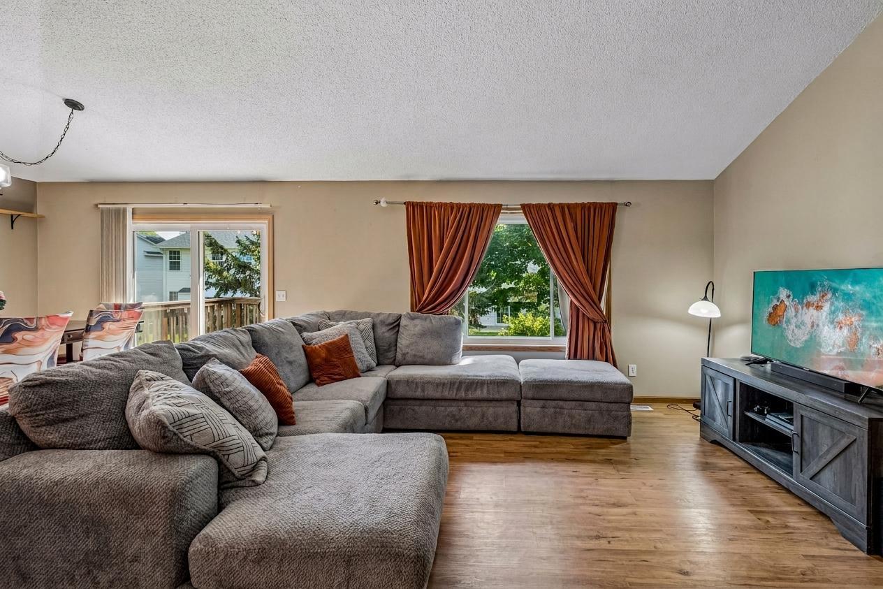 View of Residential at 1016 Lilac Court, Shakopee MN 55379, Shakopee (14 of 54) - Mike Wilen | Minnesota Team Real Estate