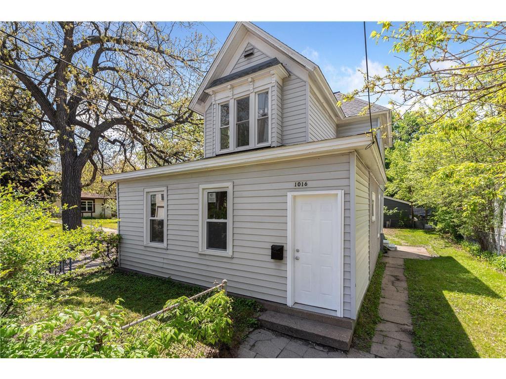 View of Single Family at 1016 Lowry Avenue, Minneapolis - Mike Wilen | Minnesota Team Real Estate