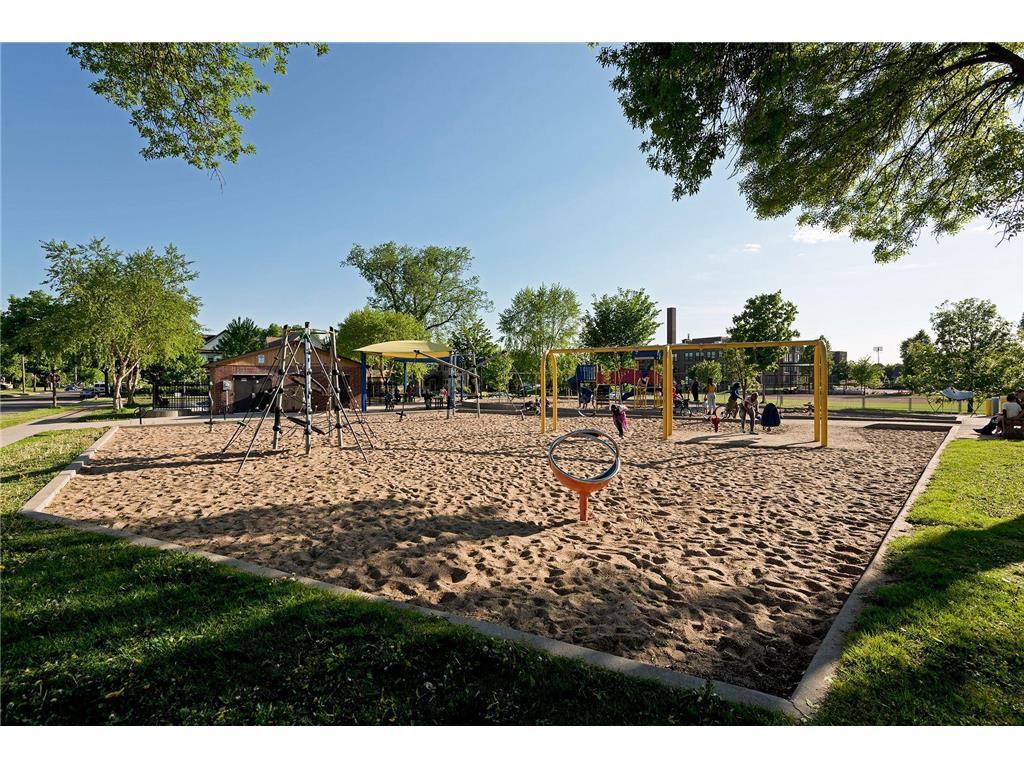 View of Residential at 1016 Lowry Avenue, Minneapolis MN 55418, Minneapolis (25 of 27) - Mike Wilen | Minnesota Team Real Estate