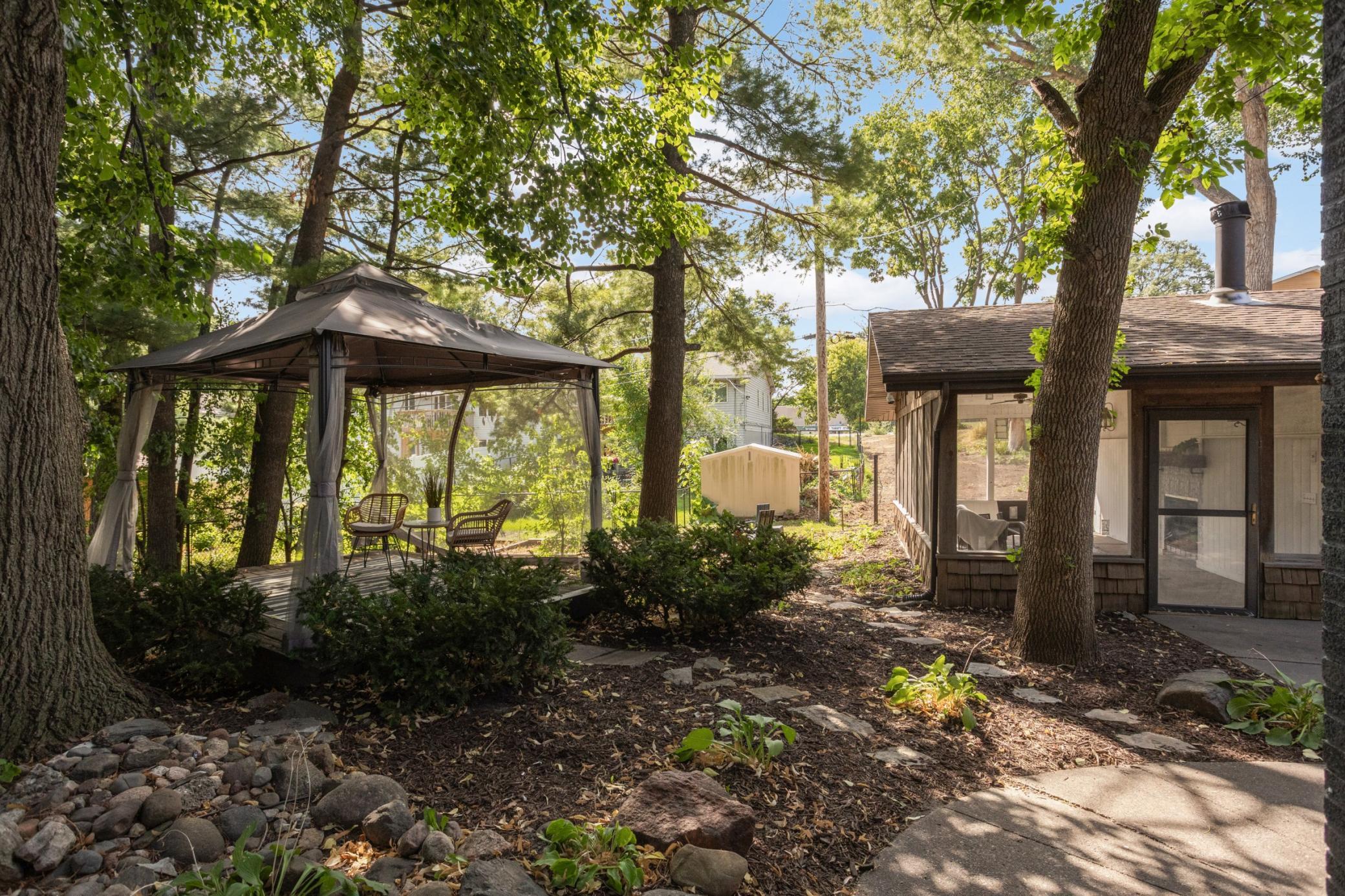 View of Residential at 1251 Macarthur Avenue, West Saint Paul MN 55118, West Saint Paul (31 of 35) - Mike Wilen | Minnesota Team Real Estate