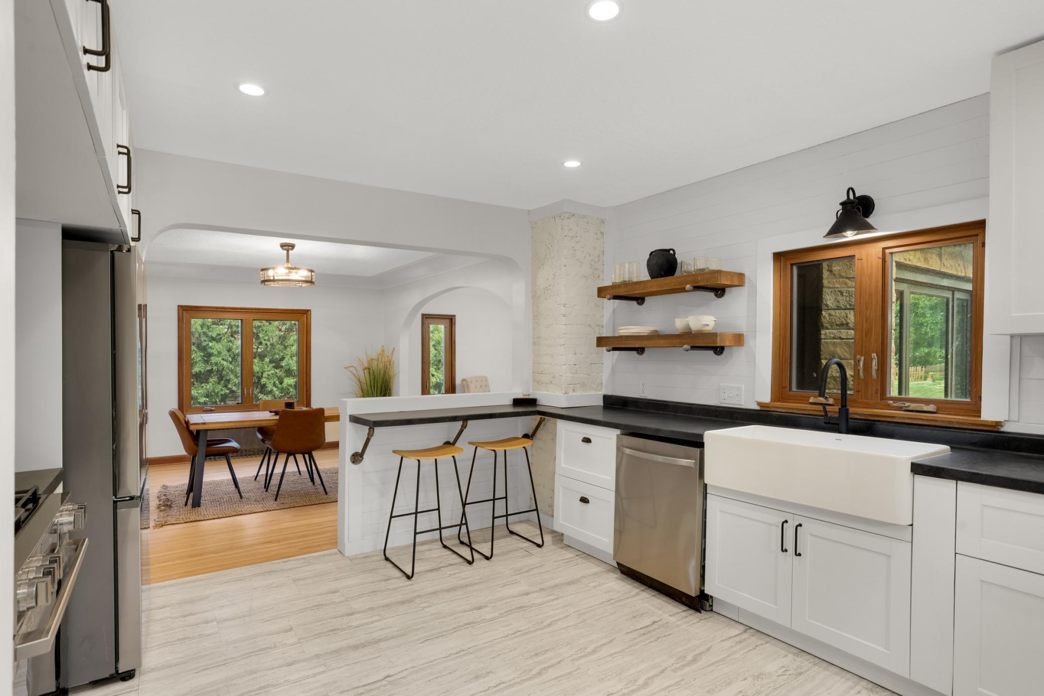 View of Residential at 1251 Macarthur Avenue, West Saint Paul MN 55118, West Saint Paul (12 of 35) - Mike Wilen | Minnesota Team Real Estate