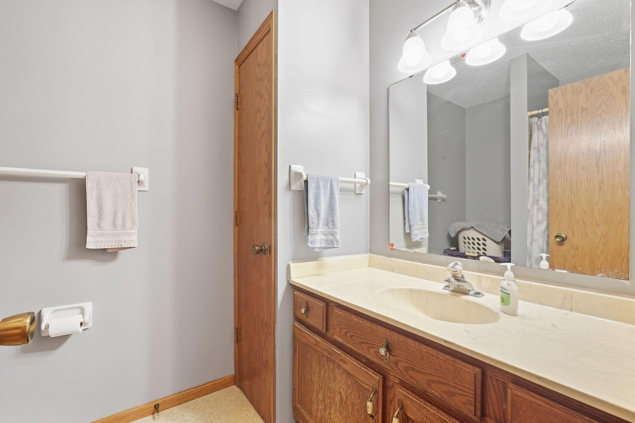 View of Residential at 4272 Sun Cliff Road, Eagan MN 55122, Eagan (16 of 27) - Mike Wilen | Minnesota Team Real Estate