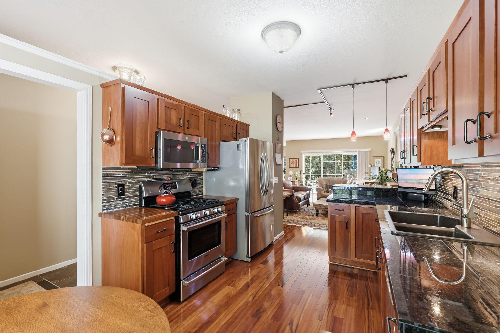 View of Residential at 8442 Burlwood Drive, Chanhassen MN 55317, Chanhassen (5 of 29) - Mike Wilen | Minnesota Team Real Estate
