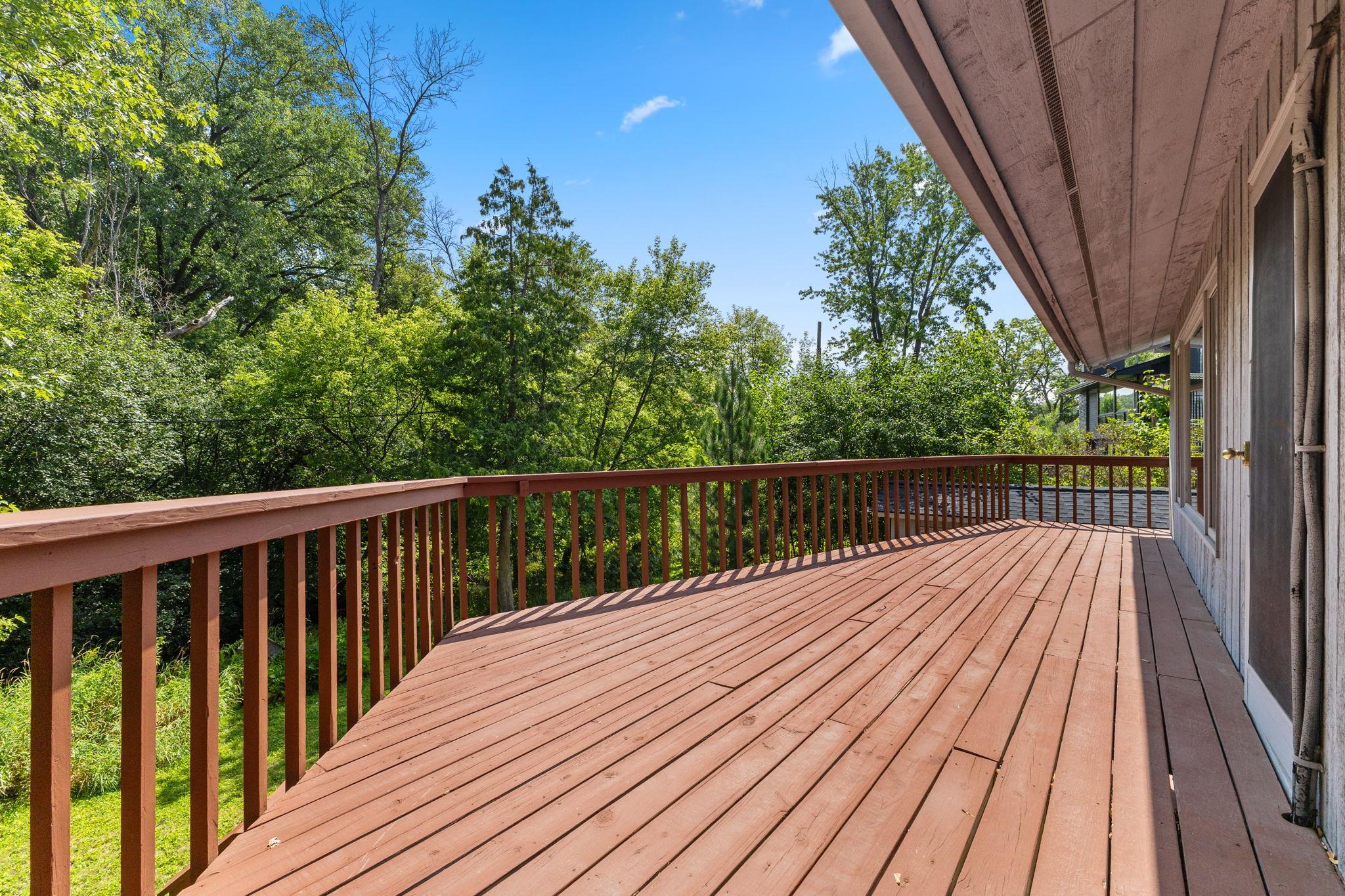 View of Residential at 3810 Bassett Creek Drive, Golden Valley MN 55422, Golden Valley (30 of 33) - Mike Wilen | Minnesota Team Real Estate