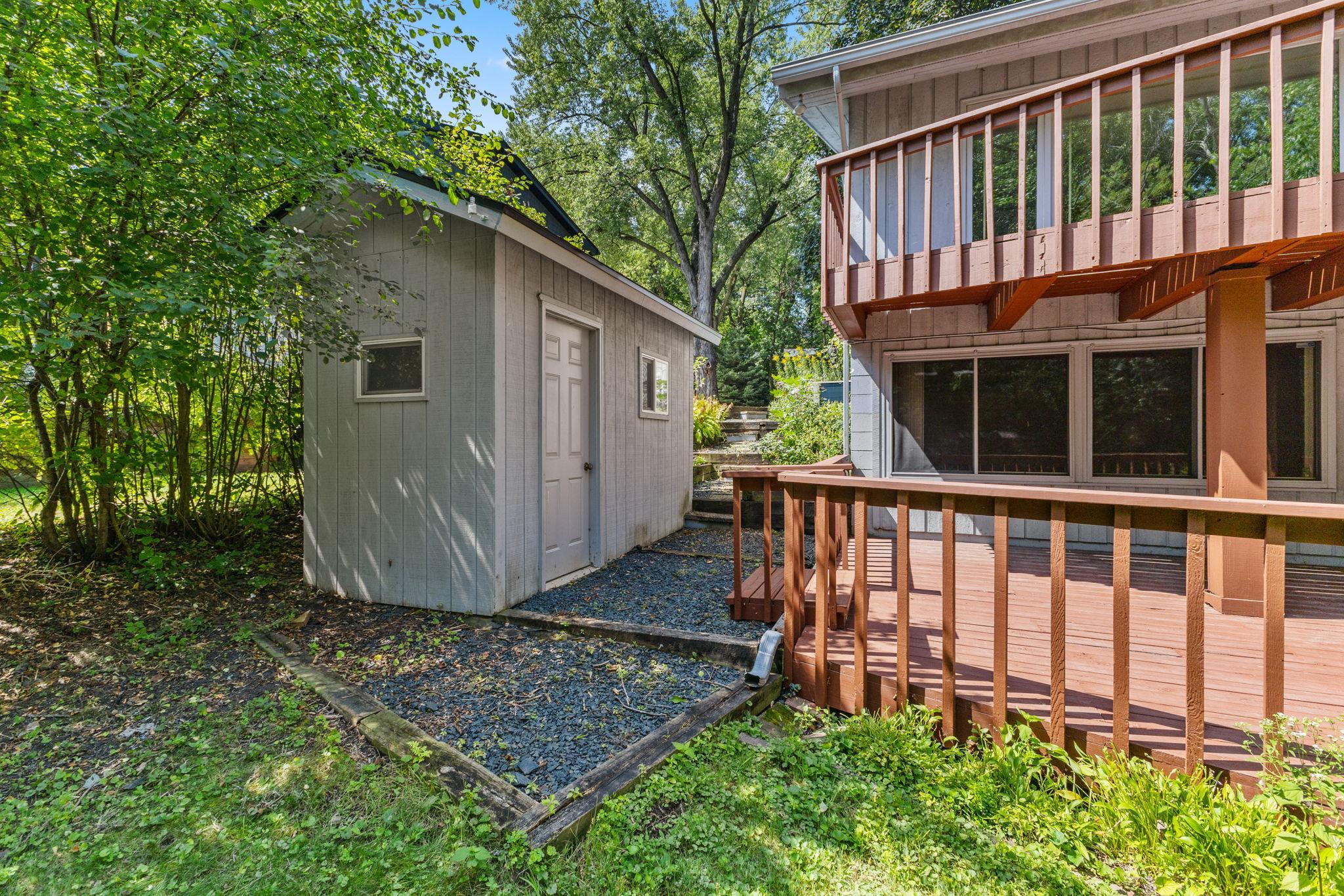 View of Residential at 3810 Bassett Creek Drive, Golden Valley MN 55422, Golden Valley (27 of 33) - Mike Wilen | Minnesota Team Real Estate