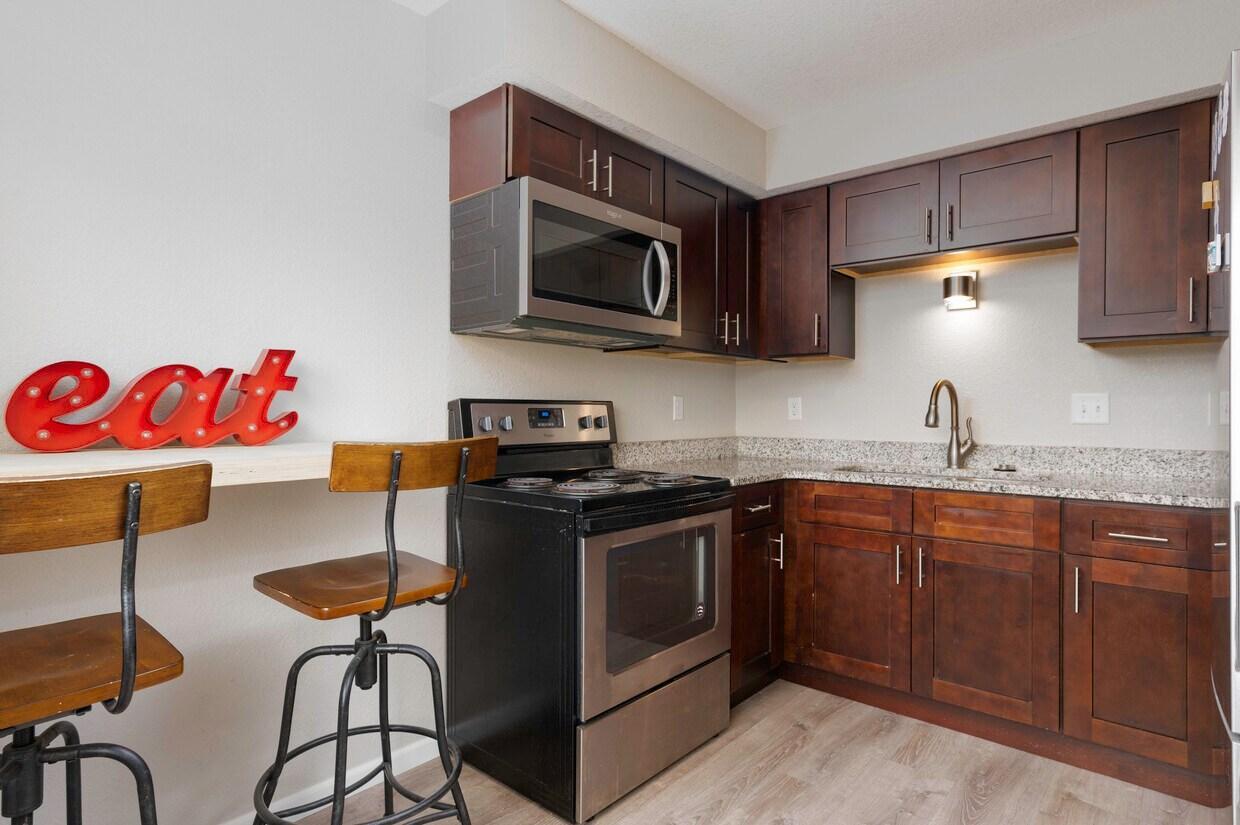 View of Commercial Sale at 105 Park Street, South Saint Paul MN 55075, South Saint Paul (7 of 30) - Mike Wilen | Minnesota Team Real Estate