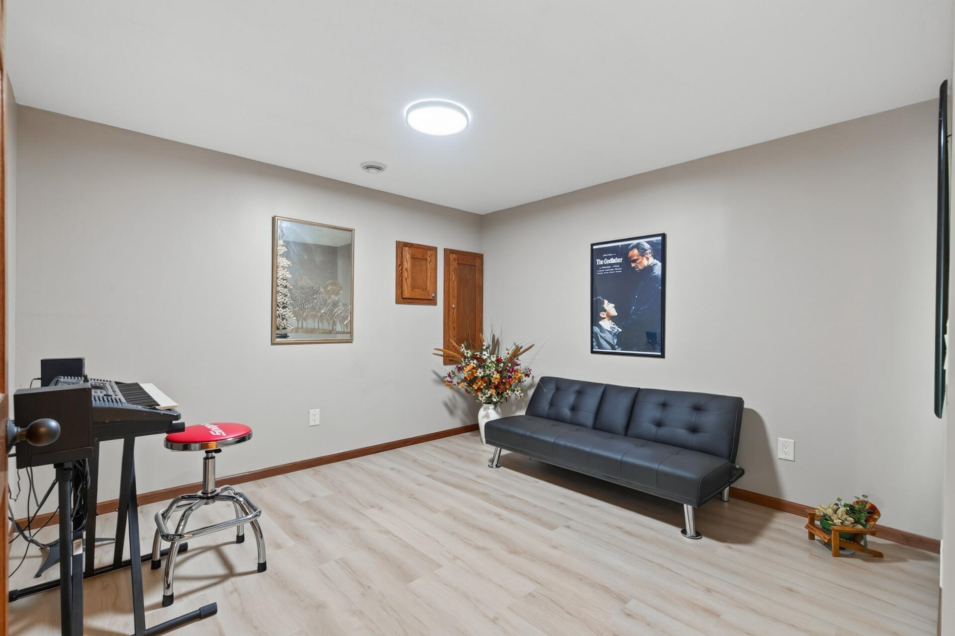 View of Residential at 10548 Noble Circle, Brooklyn Park MN 55443, Brooklyn Park (42 of 49) - Mike Wilen | Minnesota Team Real Estate