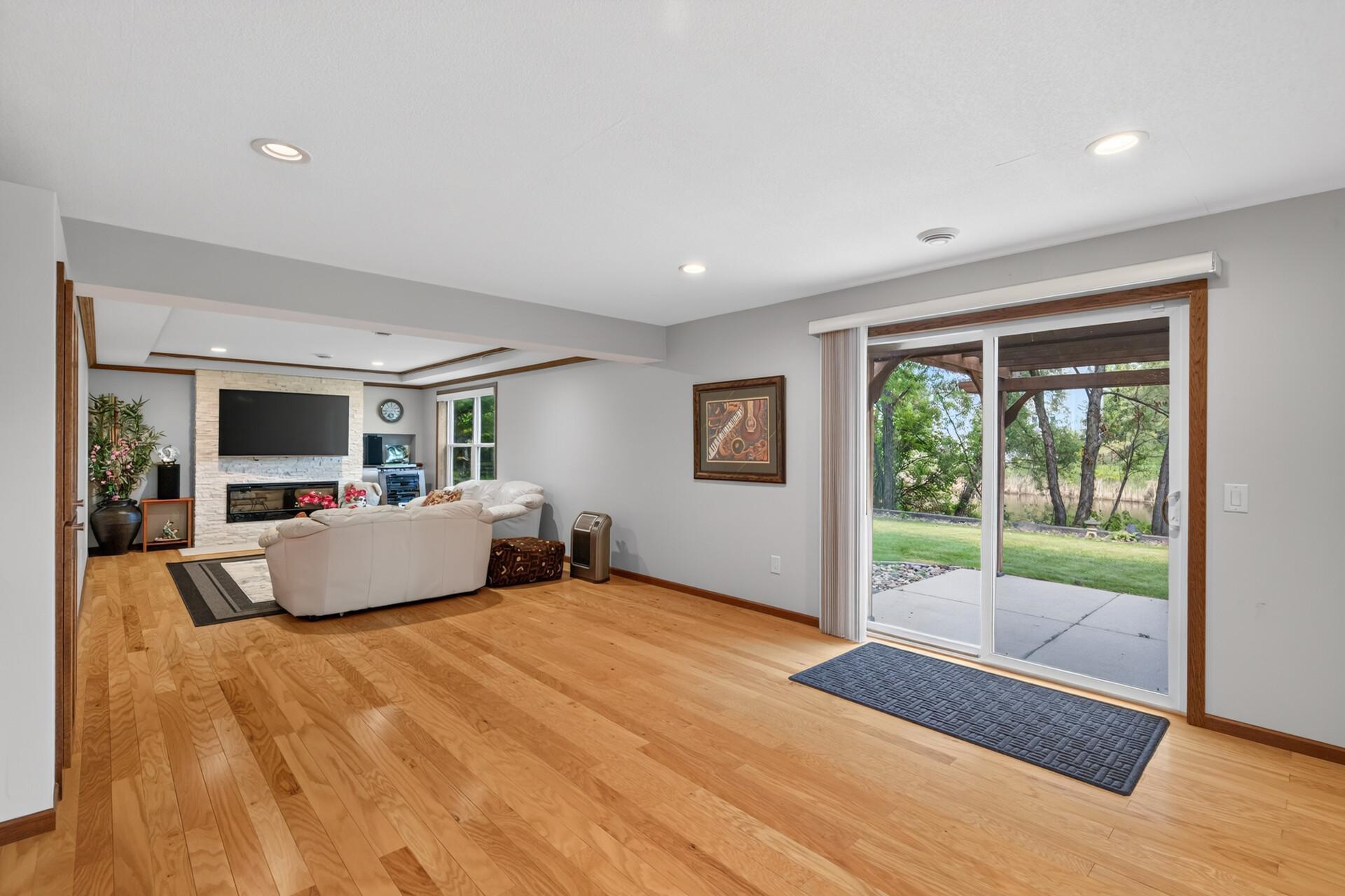 View of Residential at 10548 Noble Circle, Brooklyn Park MN 55443, Brooklyn Park (39 of 49) - Mike Wilen | Minnesota Team Real Estate
