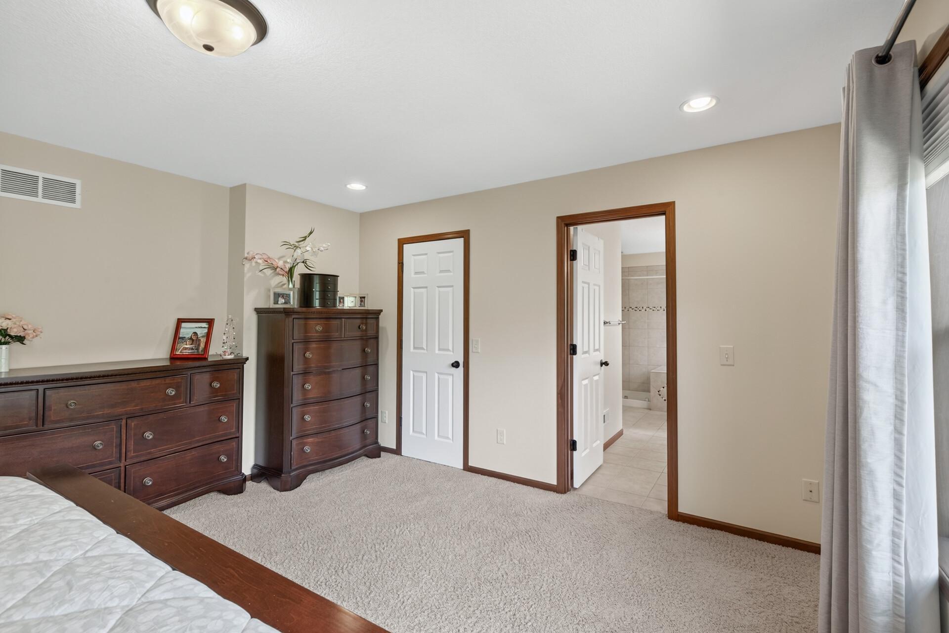 View of Residential at 10548 Noble Circle, Brooklyn Park MN 55443, Brooklyn Park (25 of 49) - Mike Wilen | Minnesota Team Real Estate