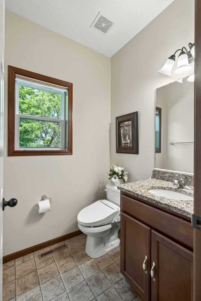 View of Residential at 10548 Noble Circle, Brooklyn Park MN 55443, Brooklyn Park (20 of 49) - Mike Wilen | Minnesota Team Real Estate