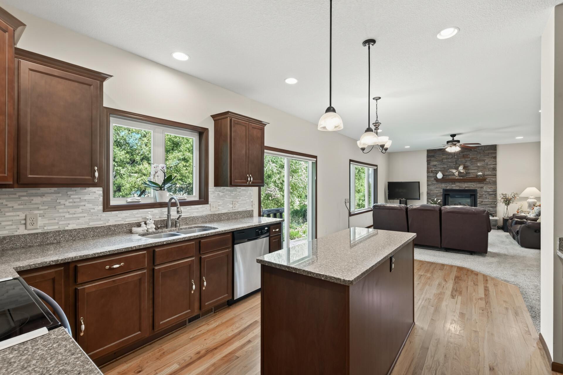 View of Residential at 10548 Noble Circle, Brooklyn Park MN 55443, Brooklyn Park (18 of 49) - Mike Wilen | Minnesota Team Real Estate