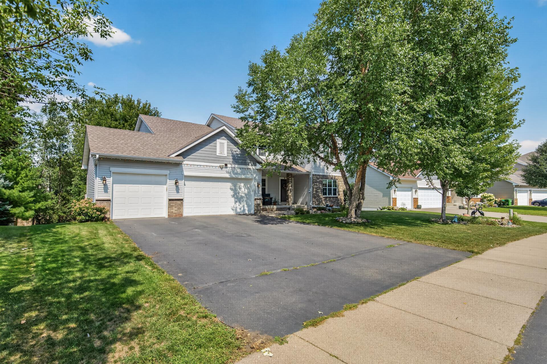 View of Residential at 10548 Noble Circle, Brooklyn Park MN 55443, Brooklyn Park (2 of 49) - Mike Wilen | Minnesota Team Real Estate