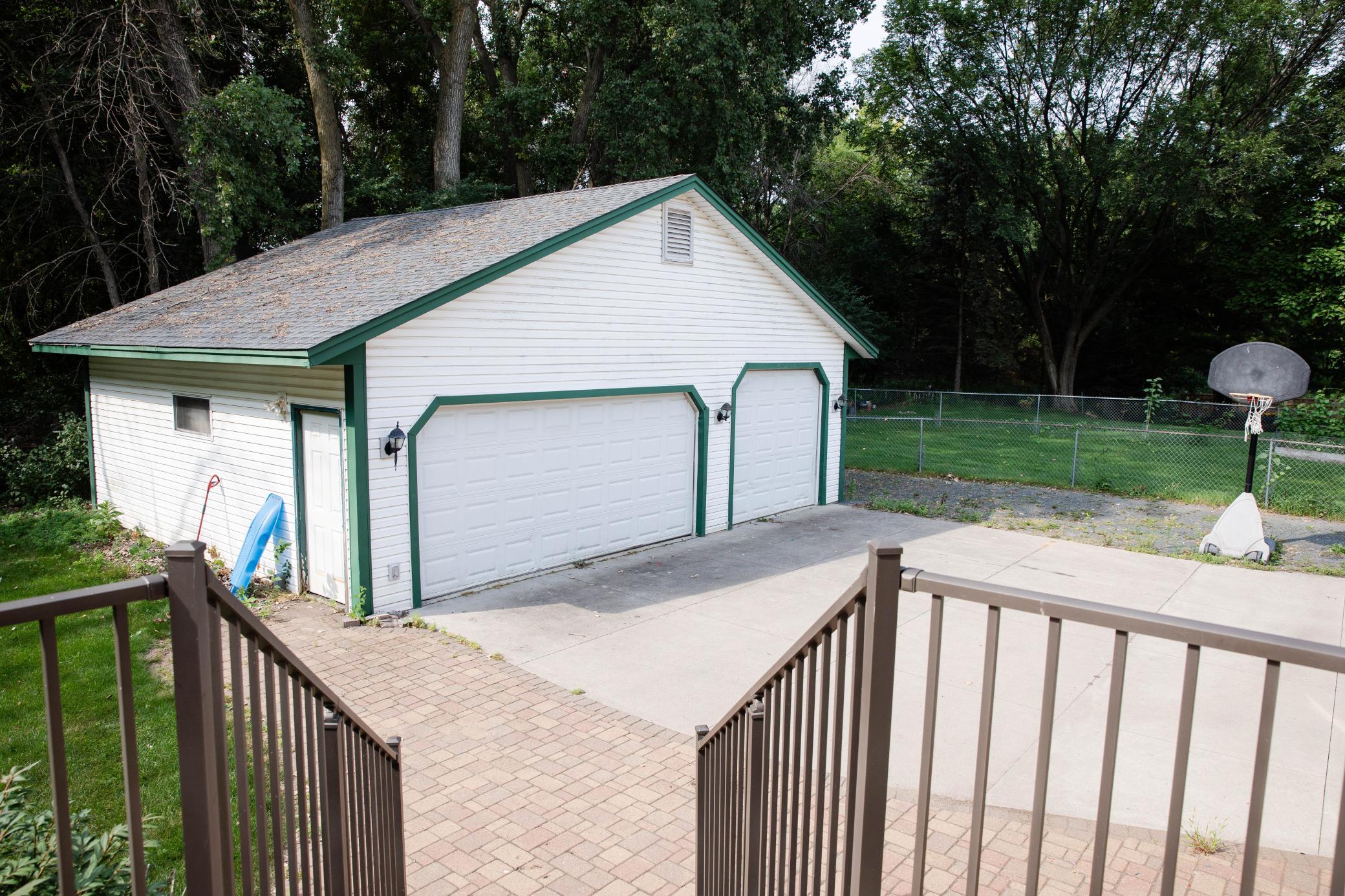 View of Residential at 930 County Road C, Maplewood MN 55109, Maplewood (5 of 41) - Mike Wilen | Minnesota Team Real Estate