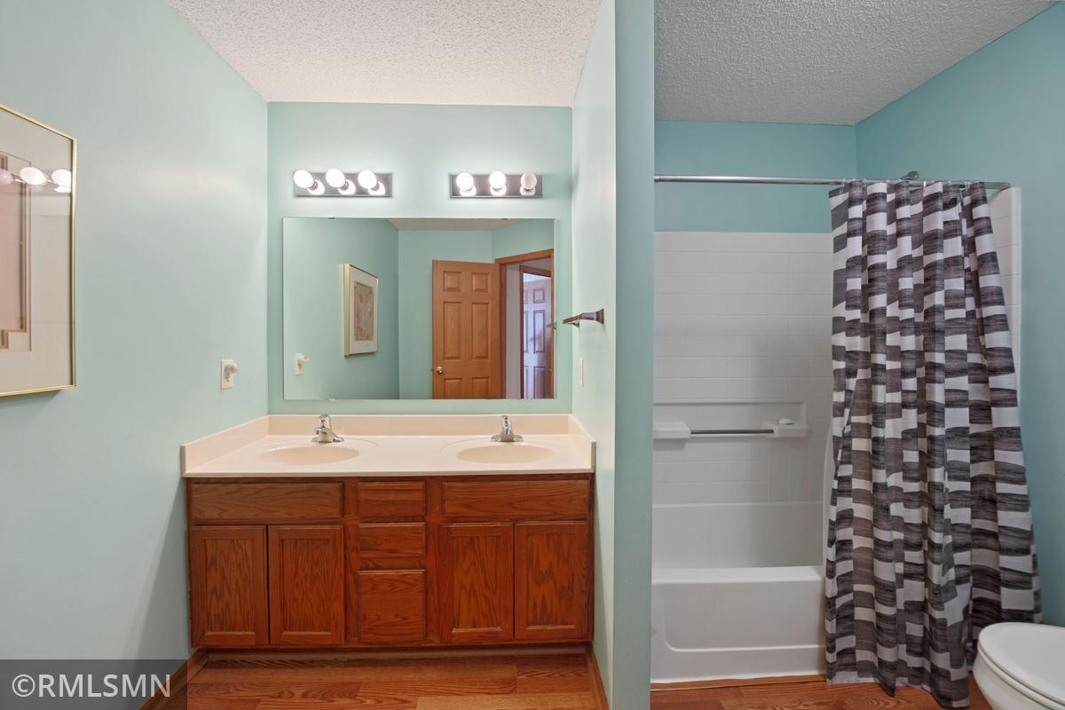 View of Residential at 14195 Augusta Way #1404, Rosemount MN 55068, Rosemount (12 of 22) - Mike Wilen | Minnesota Team Real Estate