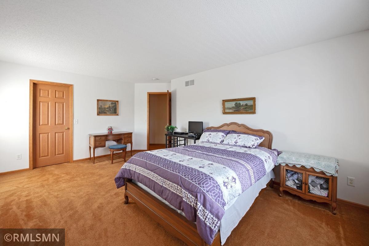 View of Residential at 14195 Augusta Way #1404, Rosemount MN 55068, Rosemount (9 of 22) - Mike Wilen | Minnesota Team Real Estate