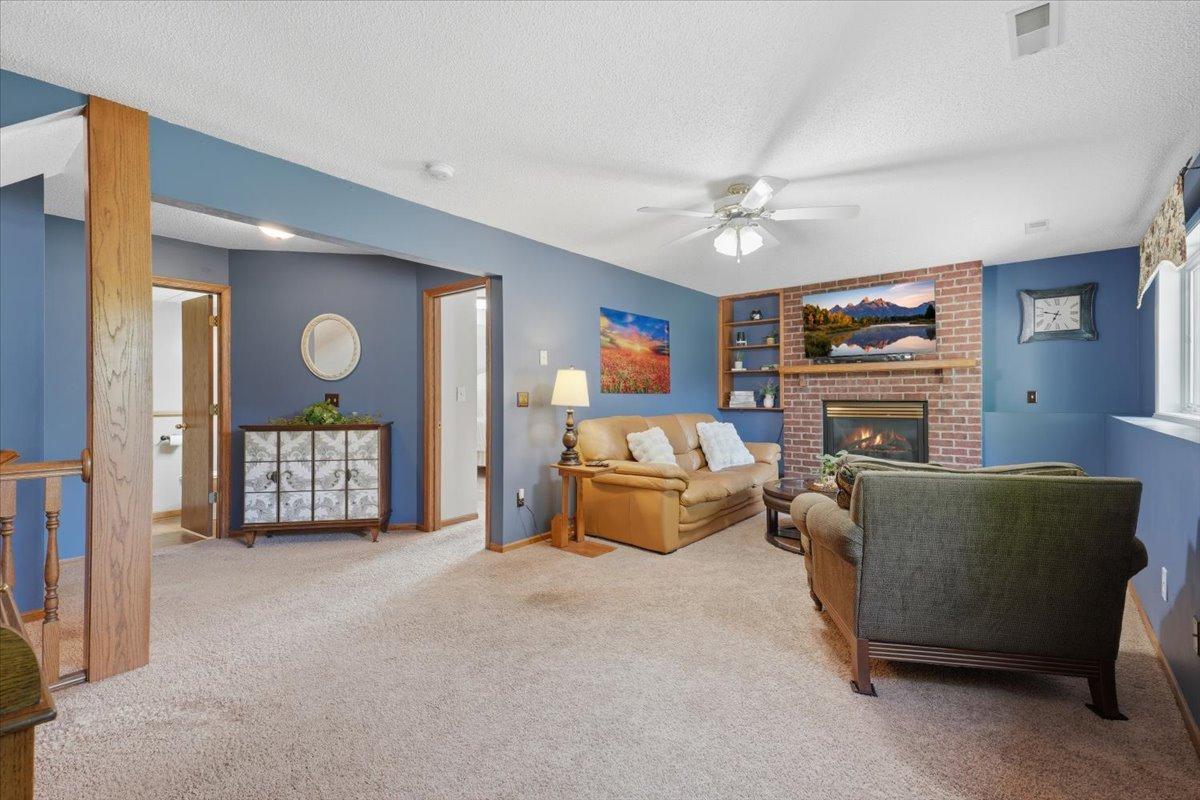 View of Residential at 9651 78th Street, Cottage Grove MN 55016, Cottage Grove (19 of 49) - Mike Wilen | Minnesota Team Real Estate