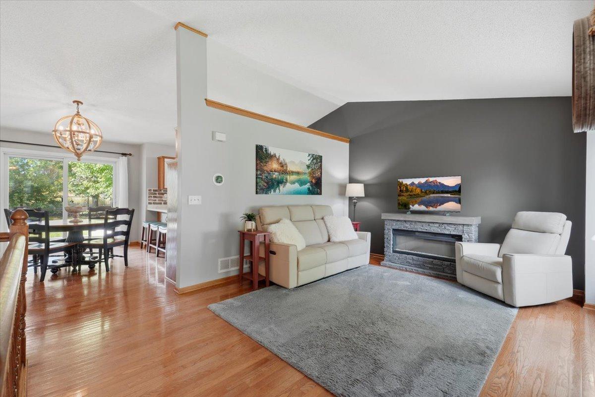 View of Residential at 9651 78th Street, Cottage Grove MN 55016, Cottage Grove (13 of 49) - Mike Wilen | Minnesota Team Real Estate